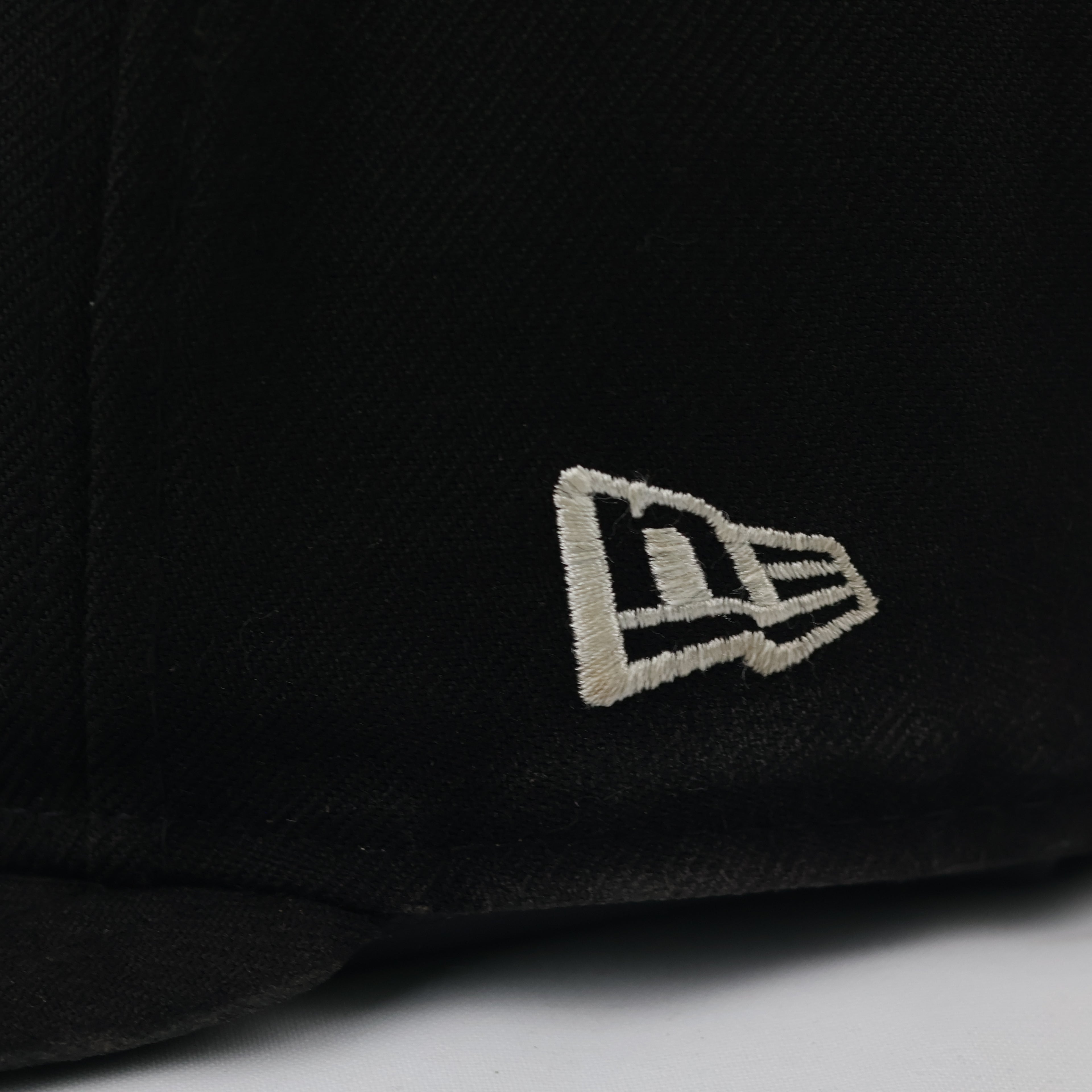 Thrifted New Era 950 Originators Black Cap | Adjustable 57-59cm