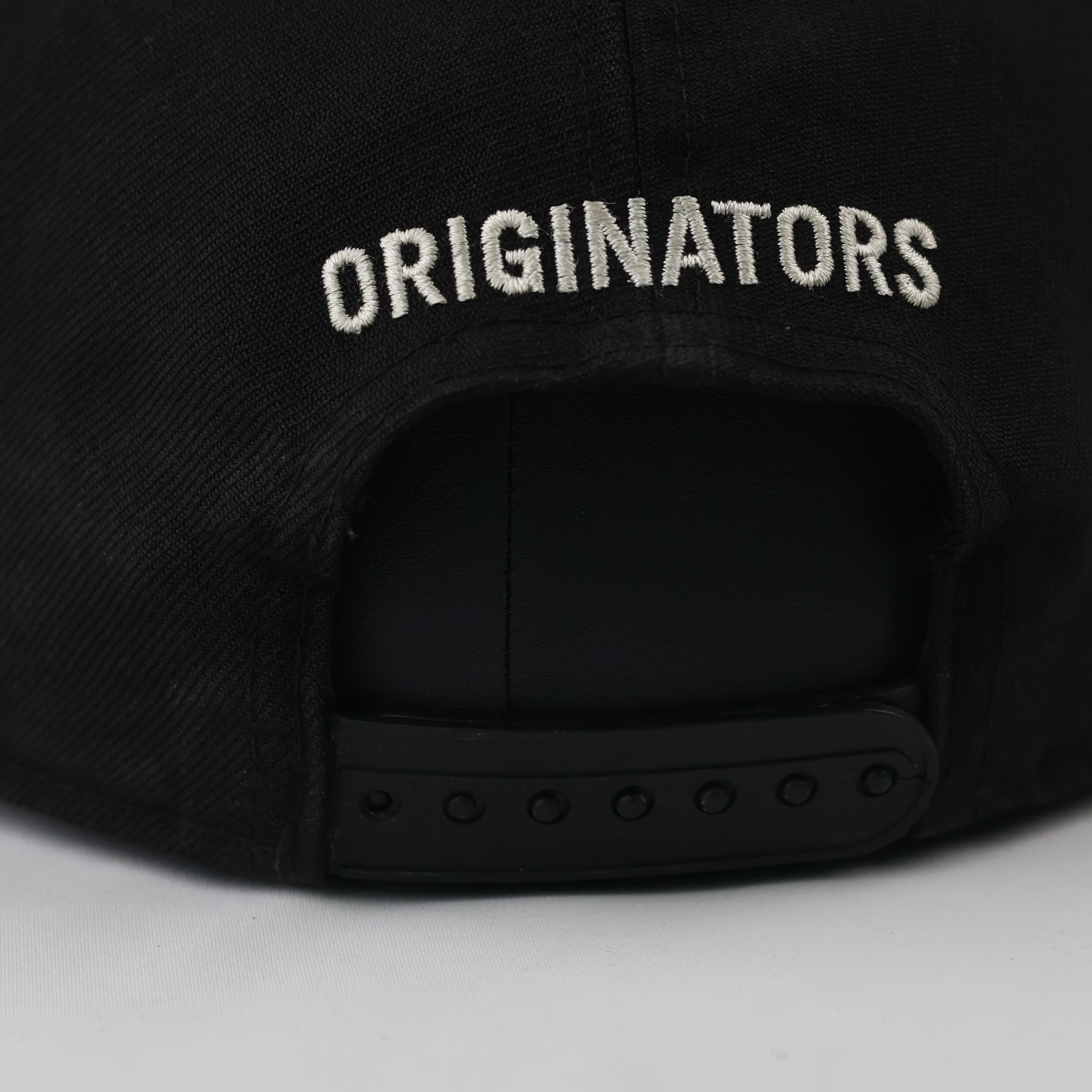 Thrifted New Era 950 Originators Black Cap | Adjustable 57-59cm