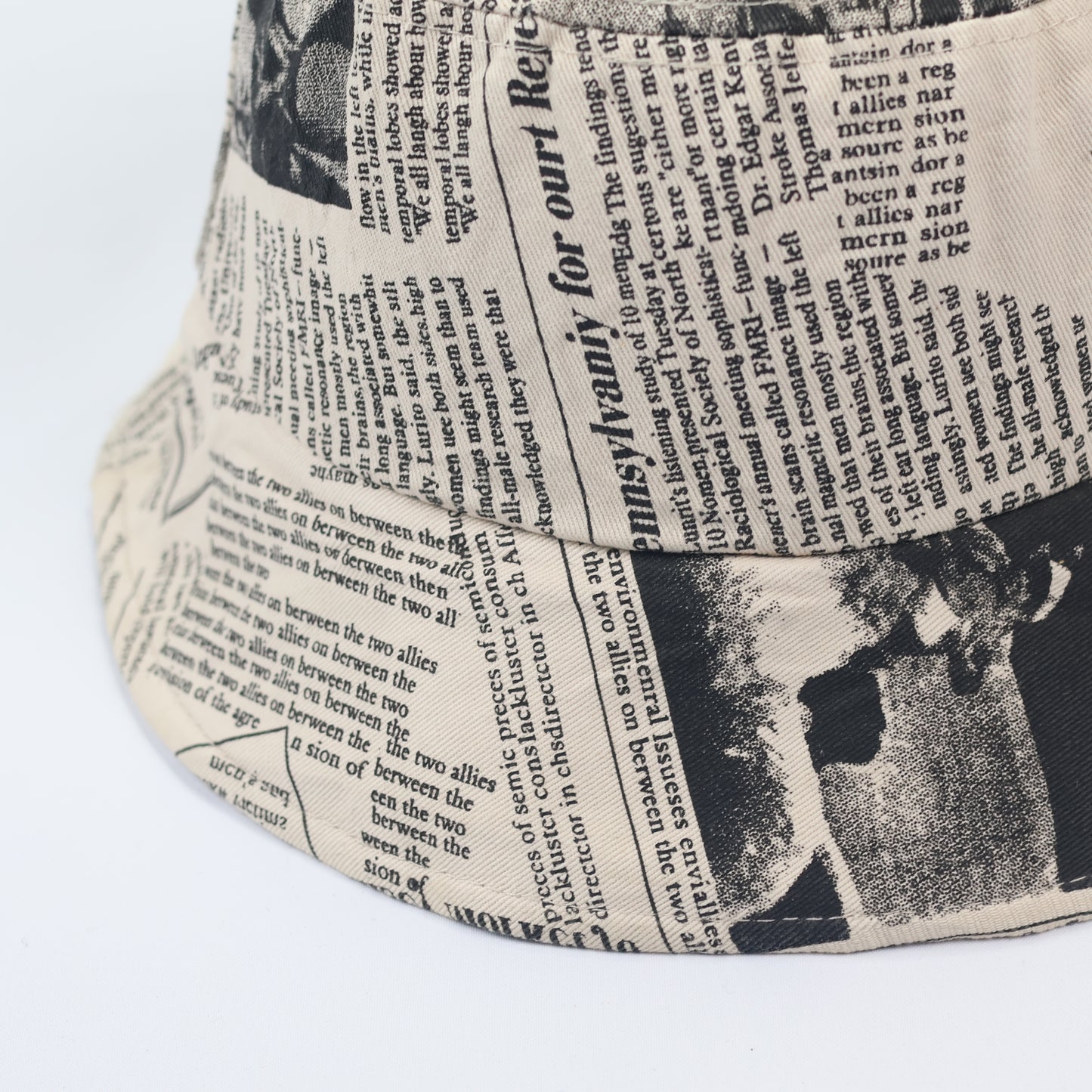 Vintage Style "Daily News" Bucket Hat - Beige Cotton