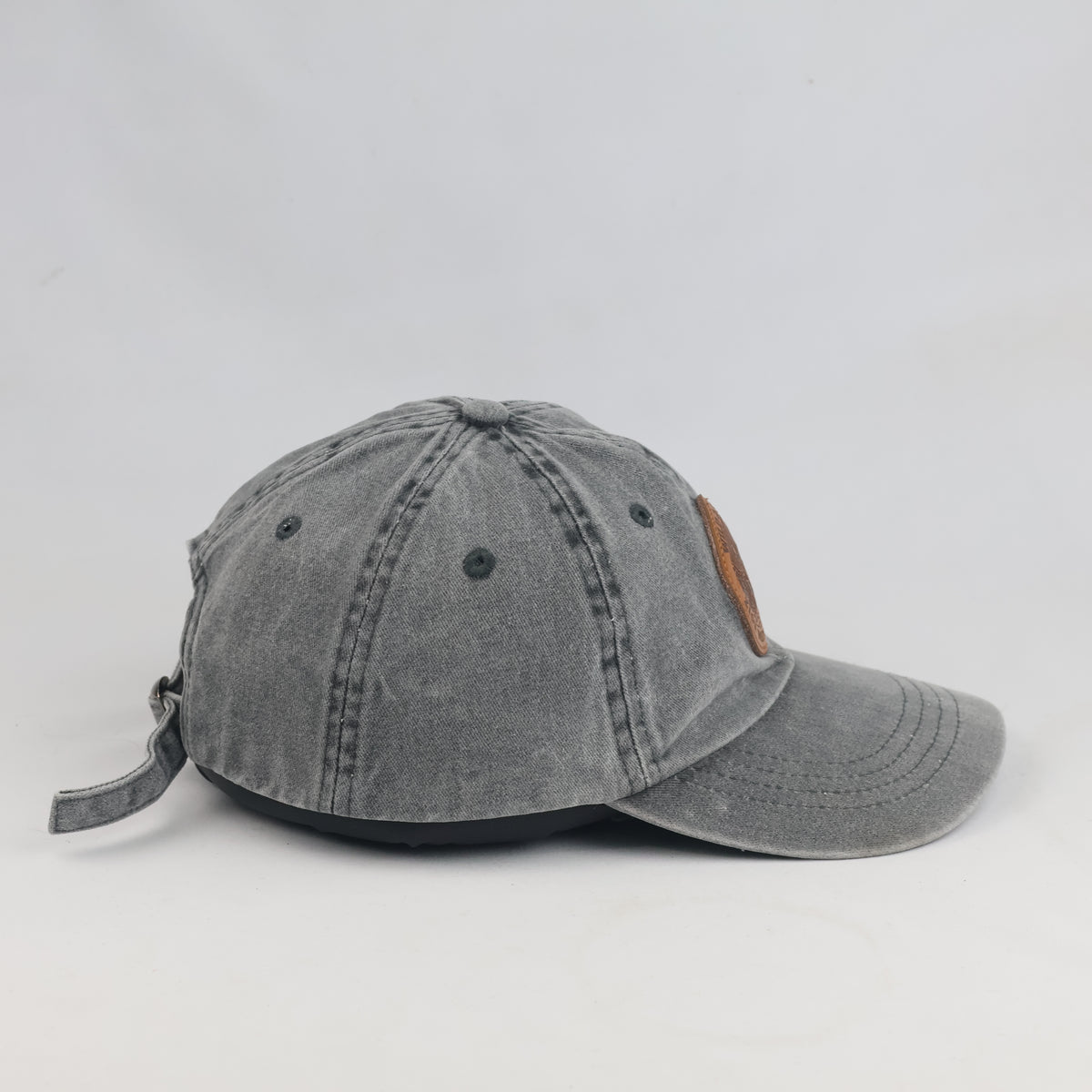 Thrifted Vintage Grey Zion National Park Leather Patch Baseball Cap (56–57 cm) | 10548
