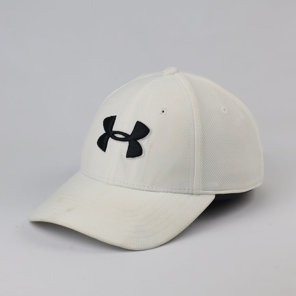 Thrifted Under Armour UA Classic Fit Cap | White & Black