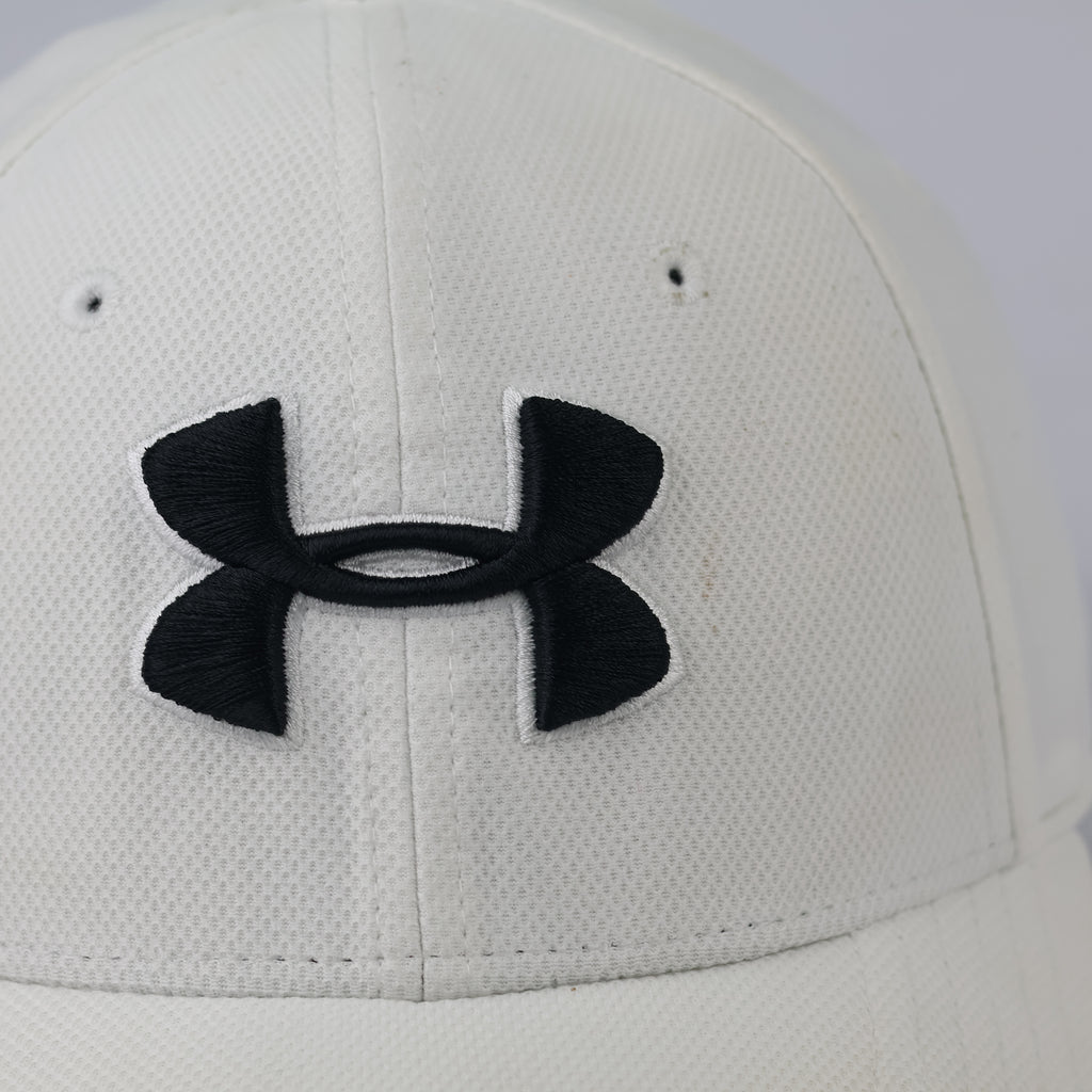Thrifted Under Armour UA Classic Fit Cap | White & Black