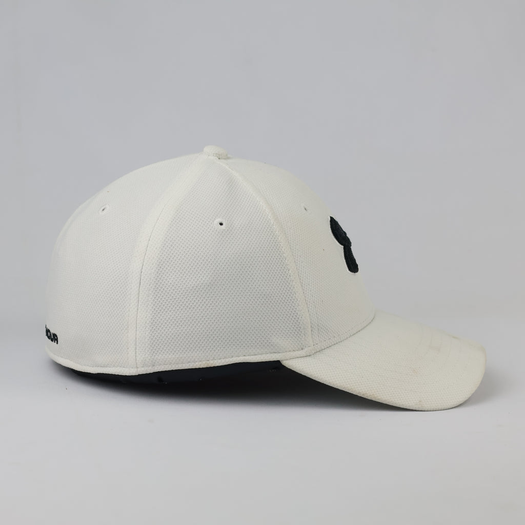Thrifted Under Armour UA Classic Fit Cap | White & Black