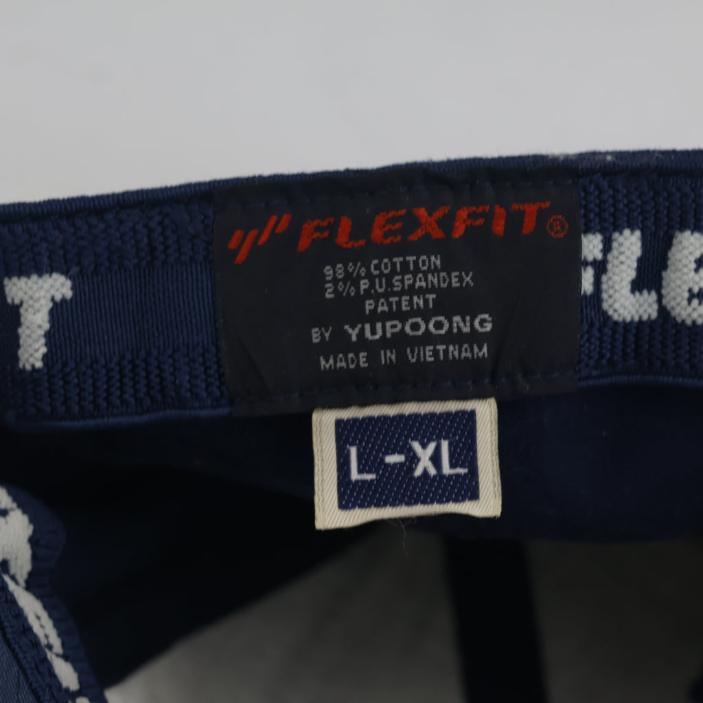 Thrifted Yupoong Flexfit Plain Navy Workwear Hat (58-60cm) | 10575