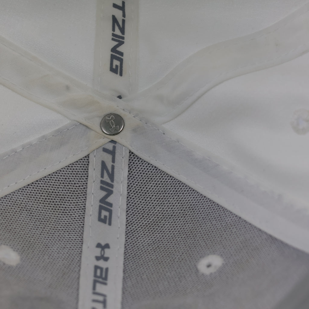 Thrifted Under Armour UA Classic Fit Cap | White & Black