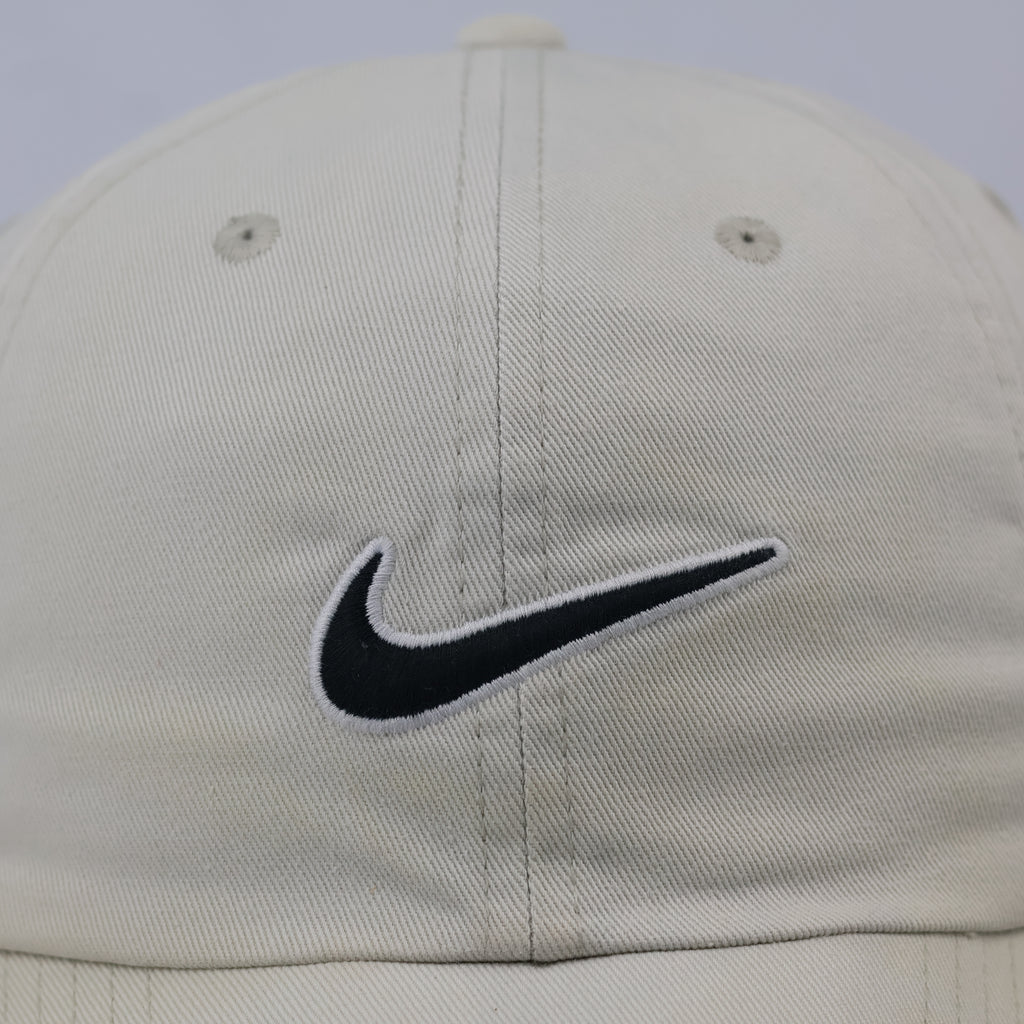 Thrifted Nike Heritage 86 Off-White Cap | Adjustable Strapback