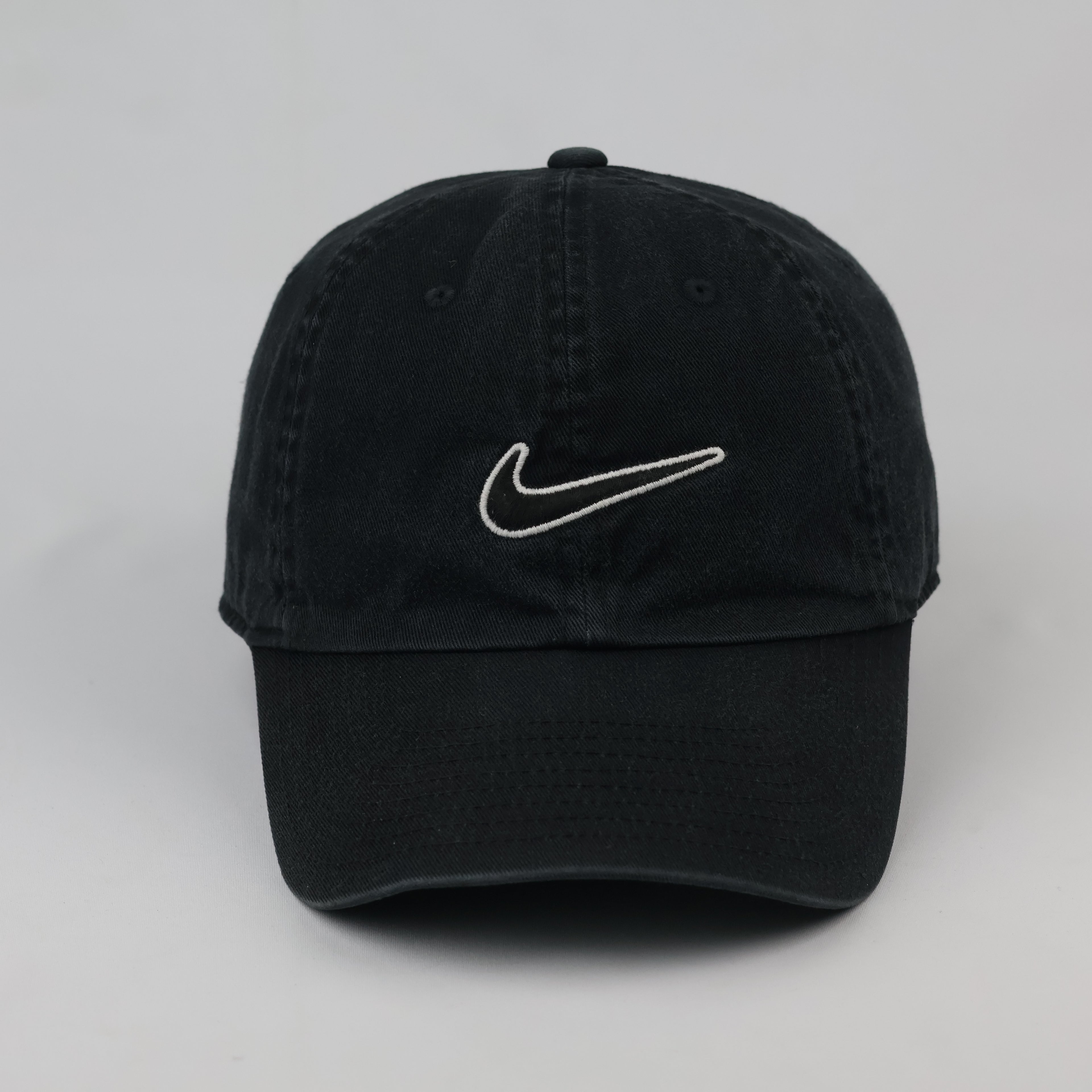 Thrifted Nike Heritage 86 Black Cap | Adjustable Strapback