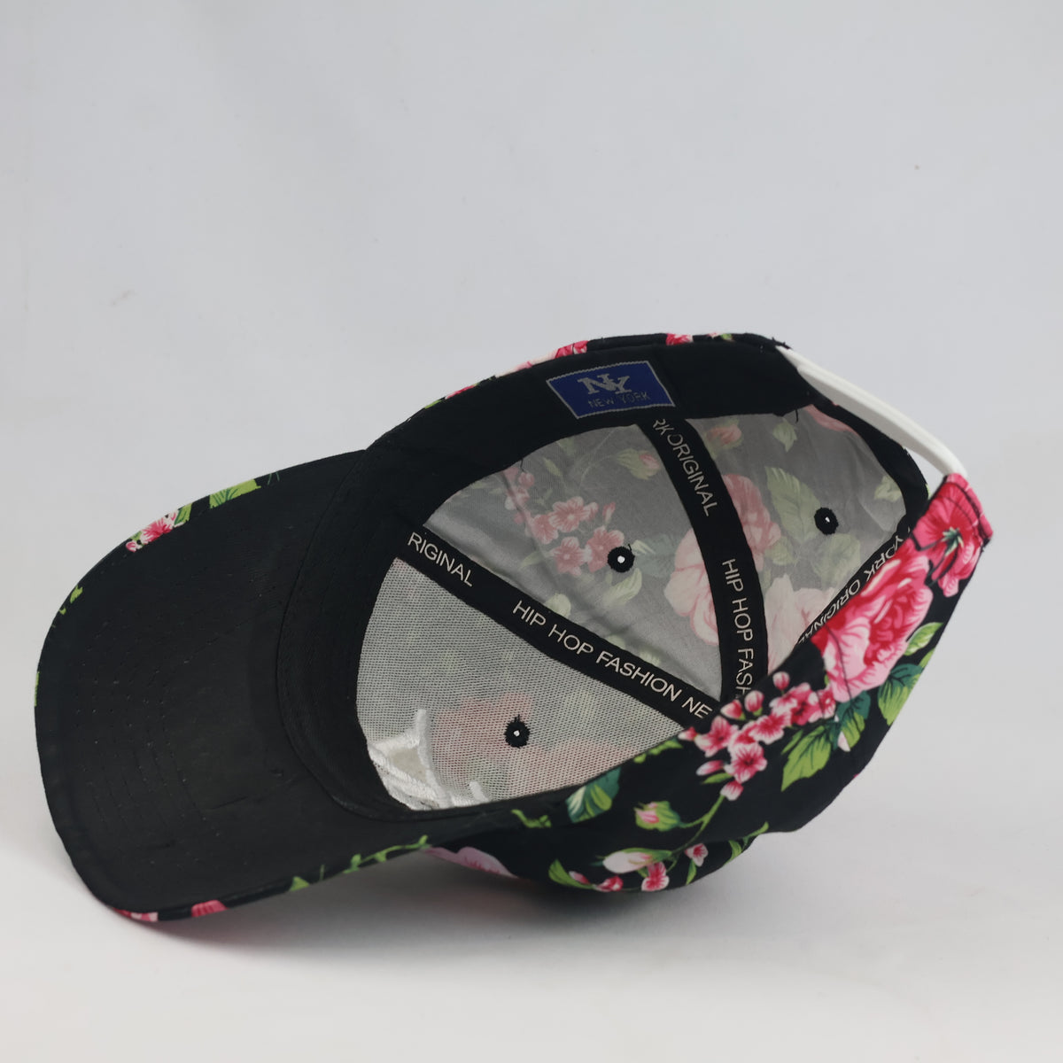 Thrifted New York Pink Roses Black Baseball Cap (56-57cm) | 10571