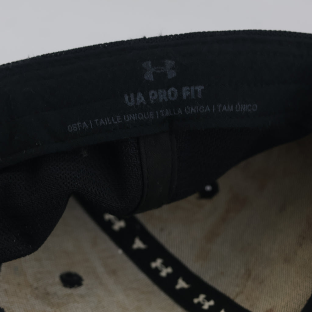 Thrifted Under Armour Pro Fit Brahma Bull Black Cap (57-58cm) | 10594