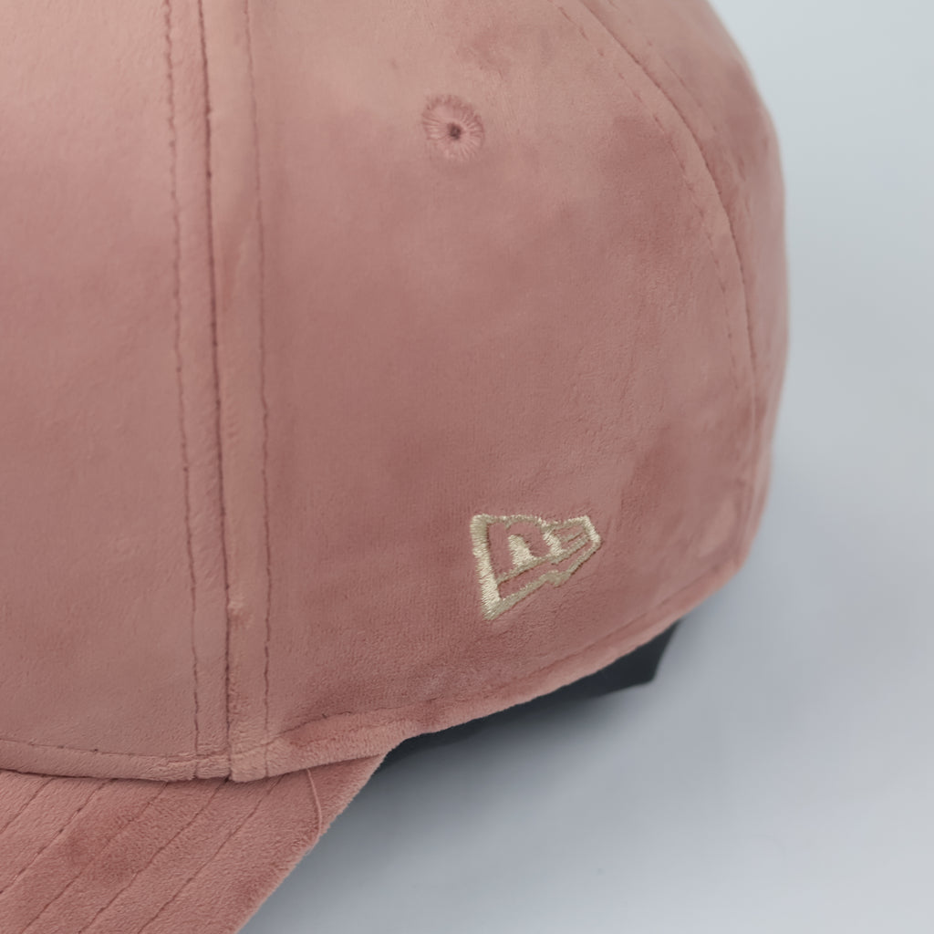 New Era 9FORTY NY Premium soft-touch fabric Thrifted Cap - Rose Mauve
