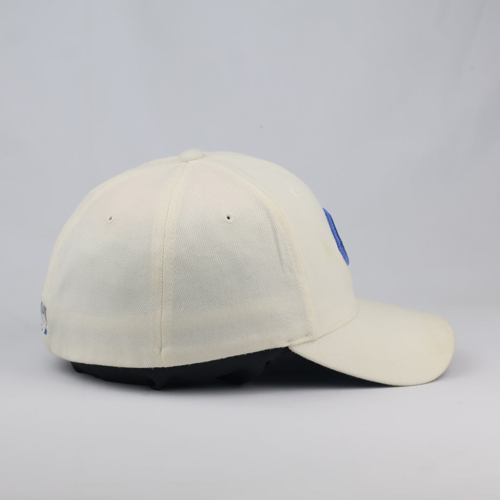 Thrifted Cincinnati Reds Off-White Hat | Retro MLB Flexfit Cap