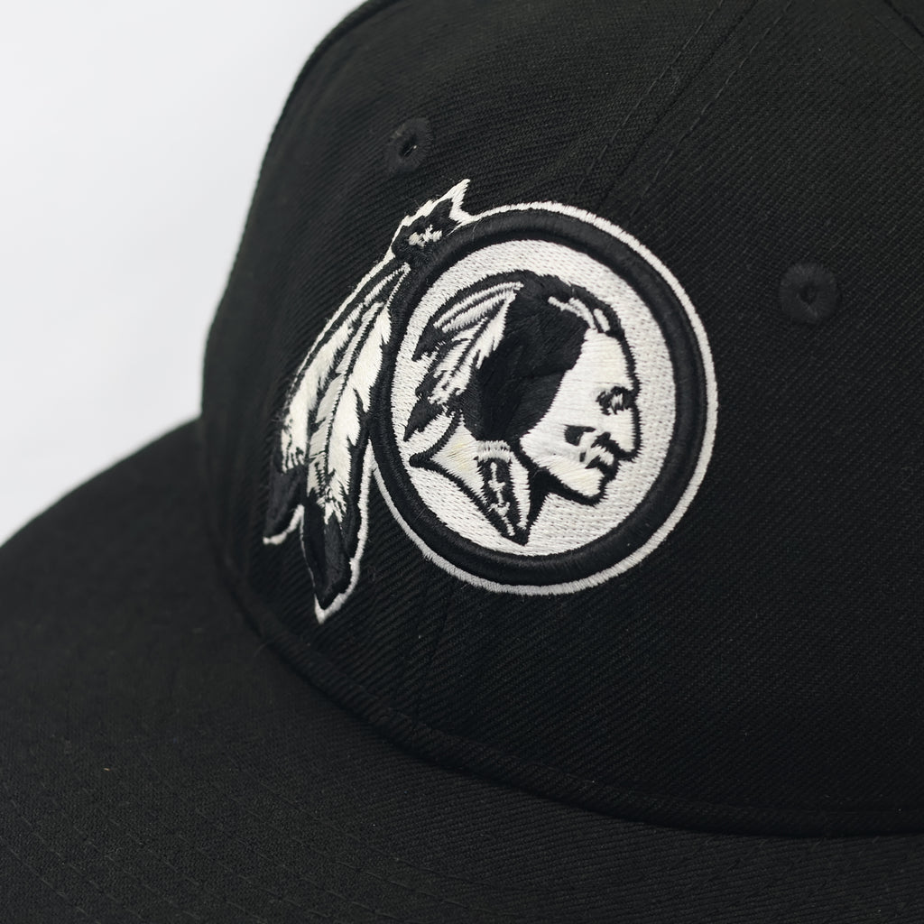 Vintage New Era 59FIFTY Washington Redskins Thrifted Fitted Hat - Size 7 3/8