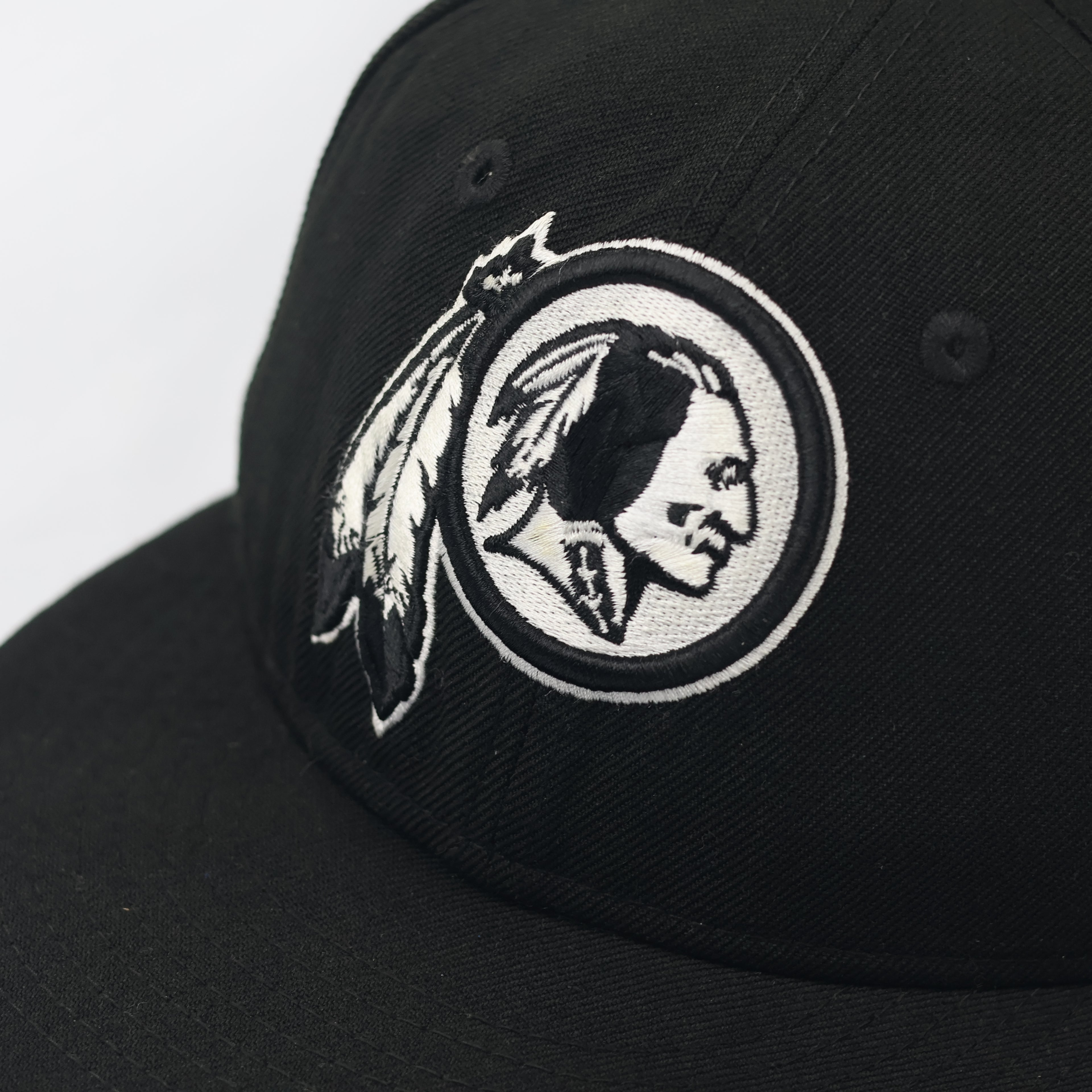 Vintage New Era 59FIFTY Washington Redskins Thrifted Fitted Hat - Size 7 3/8