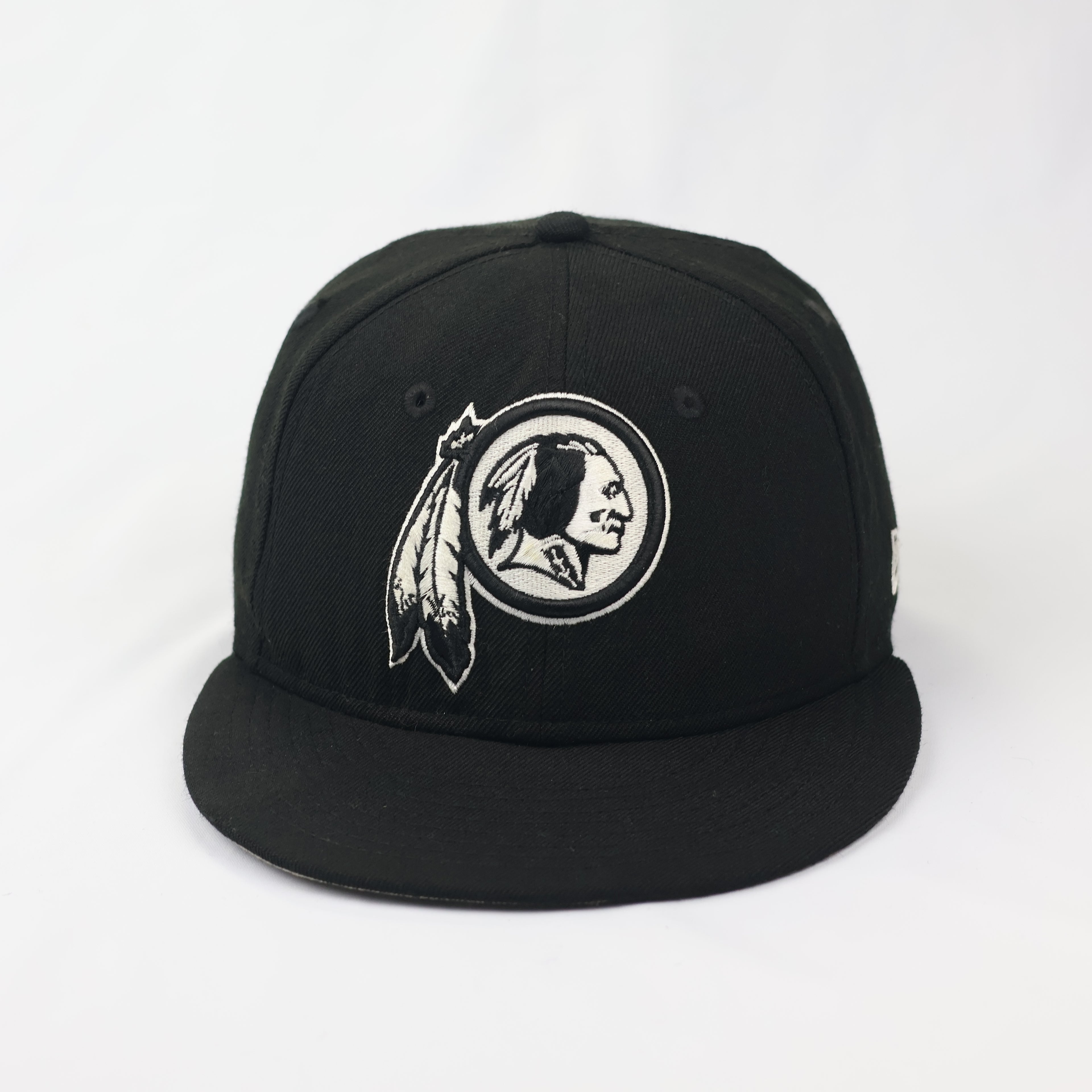 Vintage New Era 59FIFTY Washington Redskins Thrifted Fitted Hat - Size 7 3/8