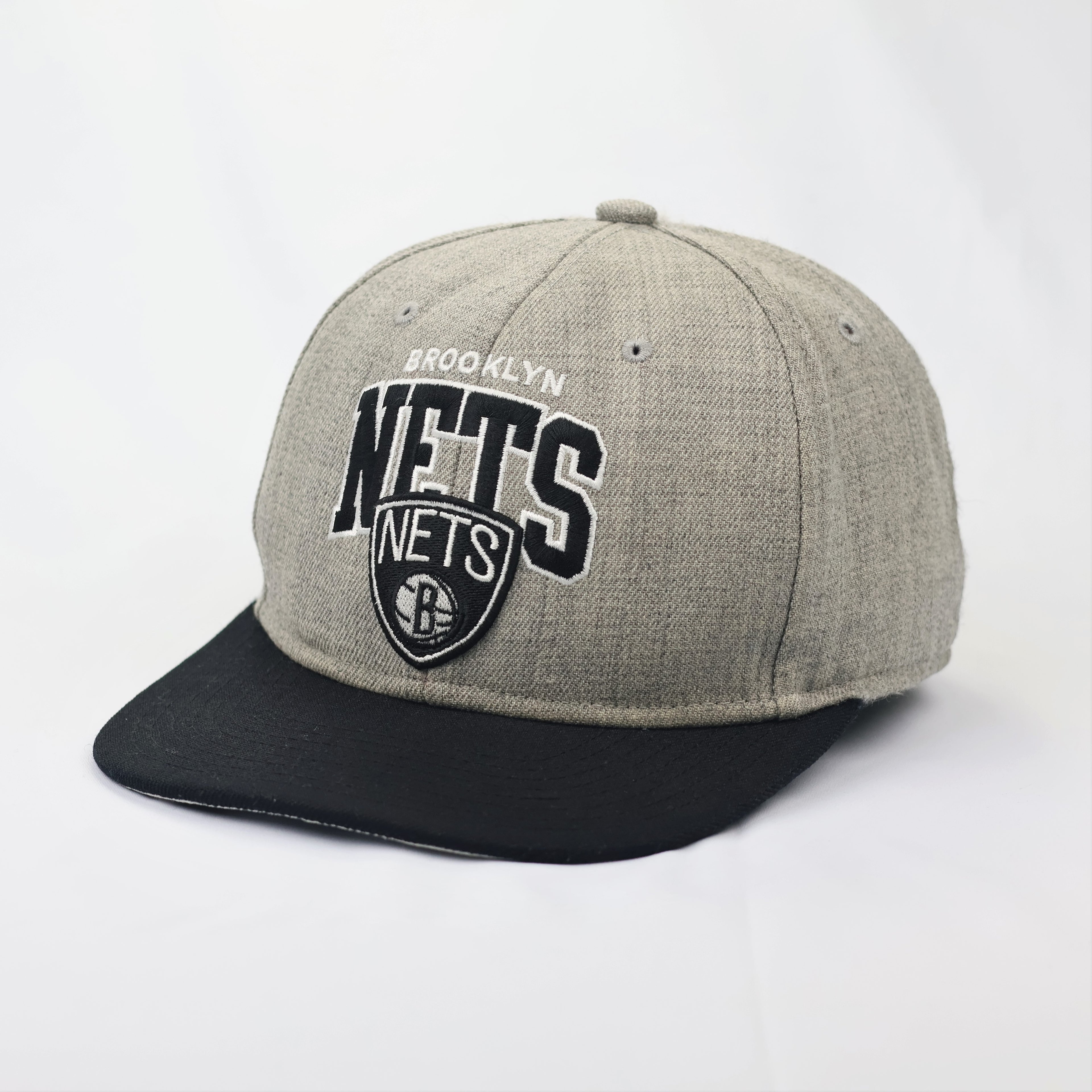 Mitchell & Ness Brooklyn Nets NBA Thrifted Snapback Hat - Gray & Black