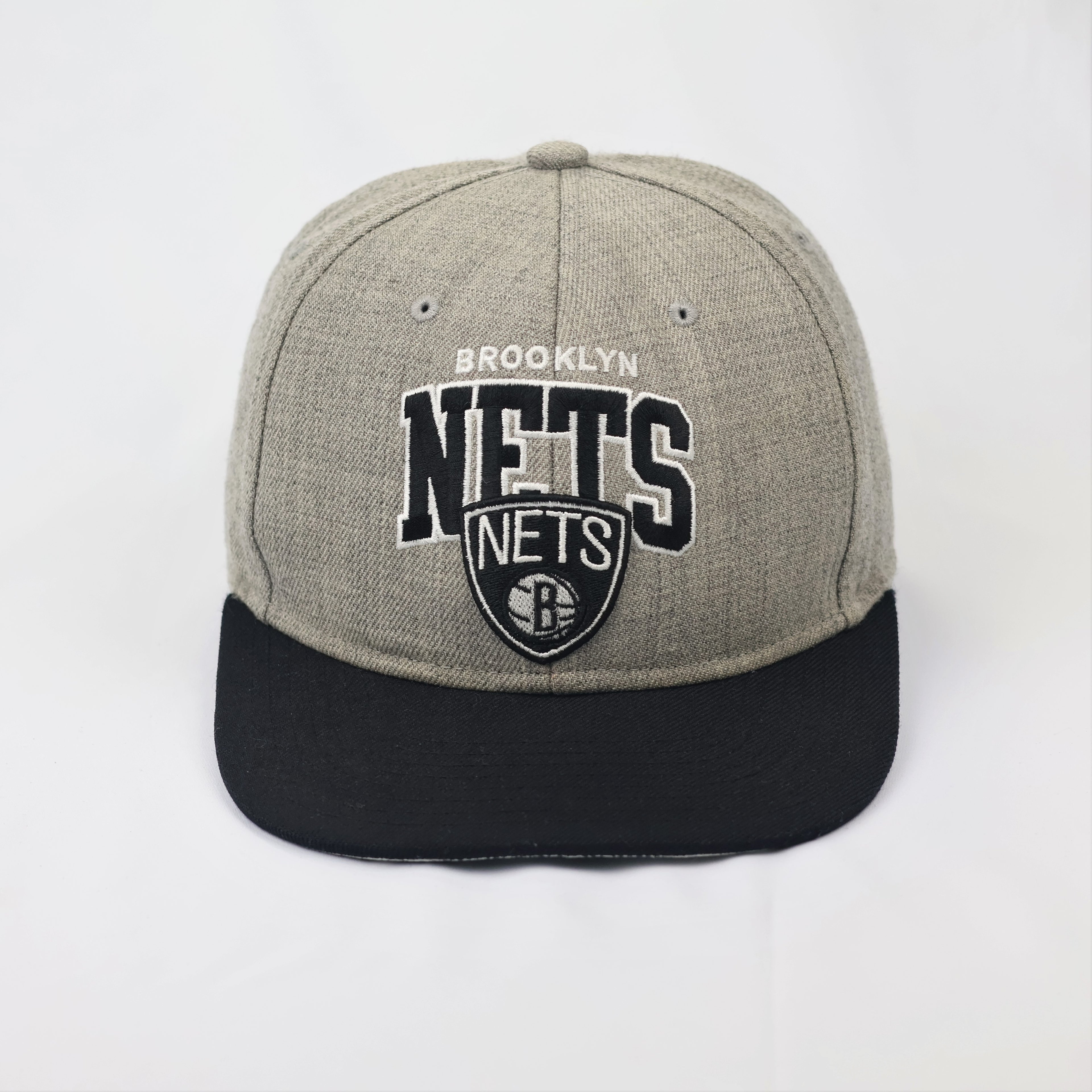 Mitchell & Ness Brooklyn Nets NBA Thrifted Snapback Hat - Gray & Black