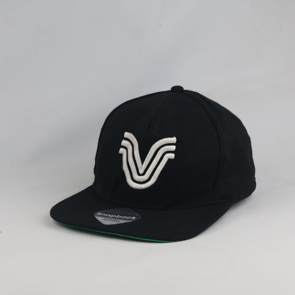 Thrifted Beechfield V-Logo Black Flat Brim Snapback Hat - 56-57cm | 10641