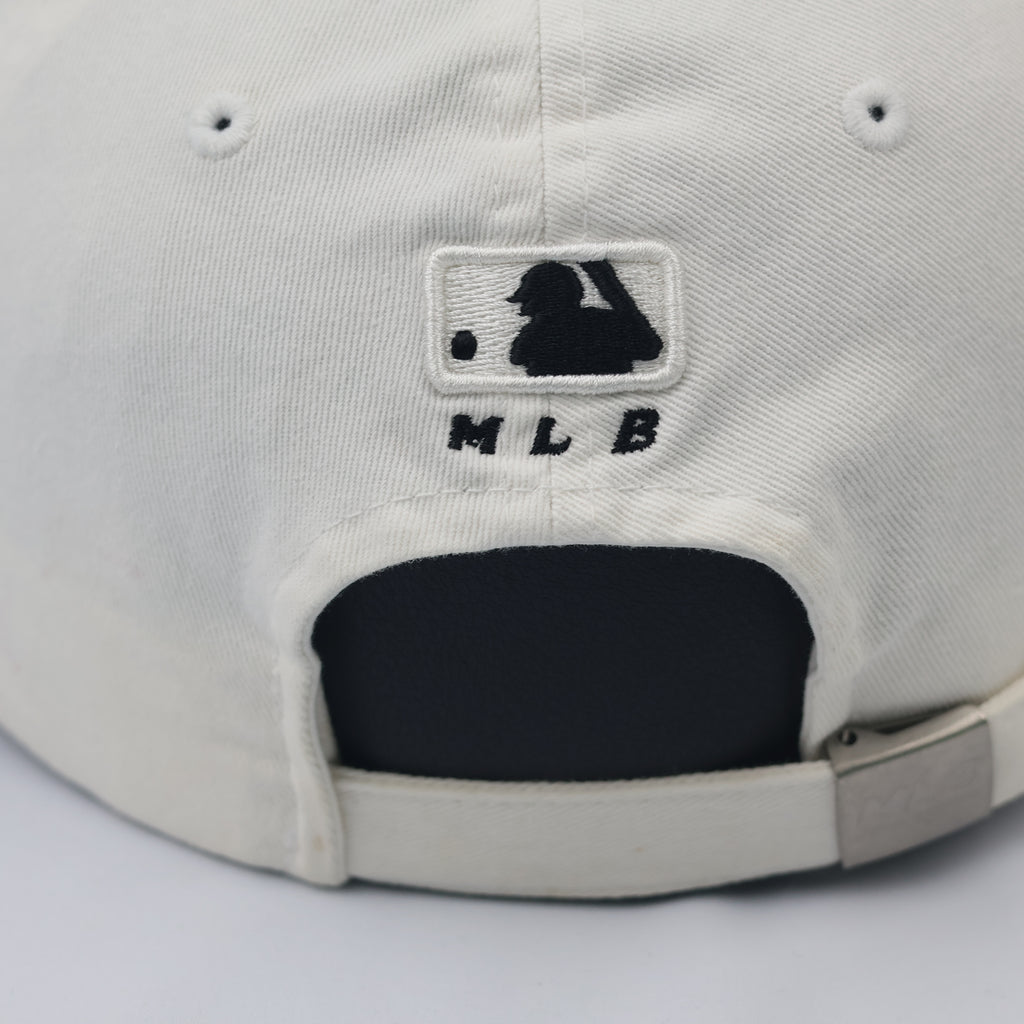 Vintage MLB NY Yankees Adjustable Thrifted Strapback Hat - Bone White