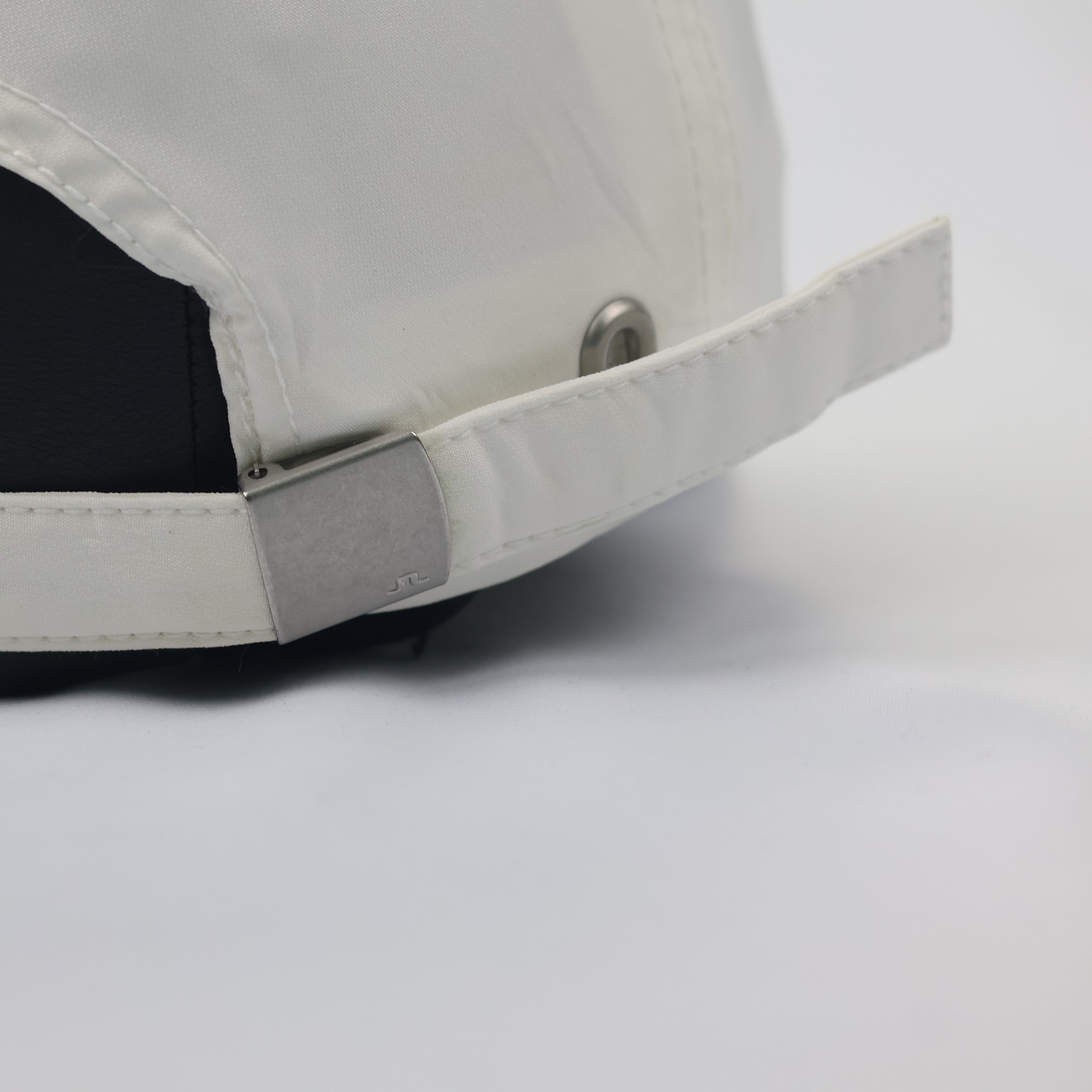 J.Lindeberg Premium Bridge Logo Thrifted  Performance Hat – White/Silver