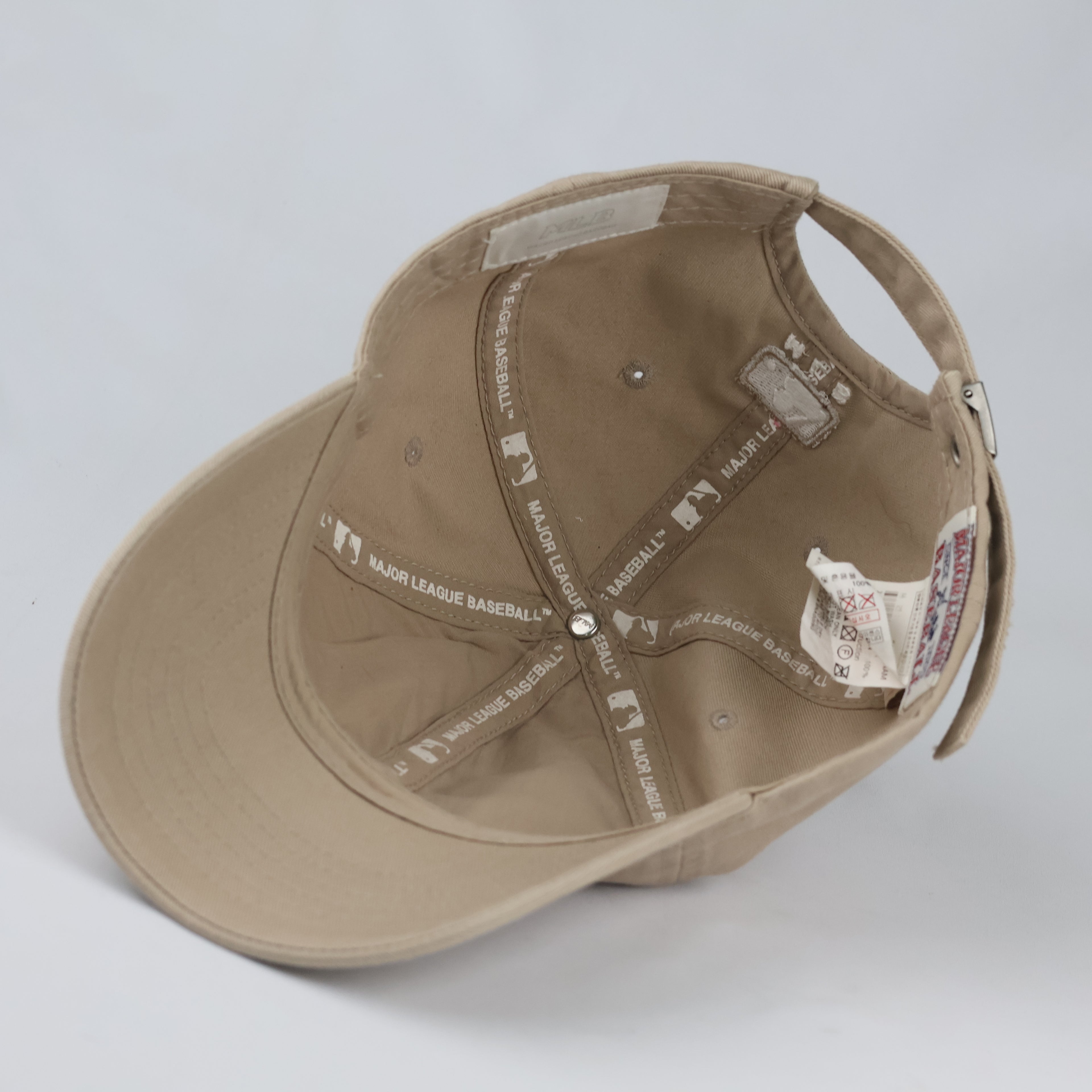 Thrifted NY Yankees Khaki Cap | MLB Strapback Baseball Hat