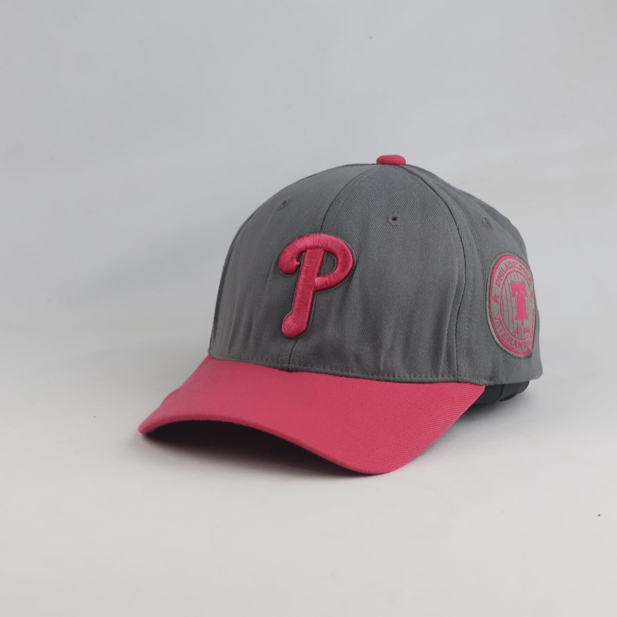 Thrifted MLB Philadelphia Phillies Veterans Stadium Patch Cap - Grey/Pink (57-58cm)|10633