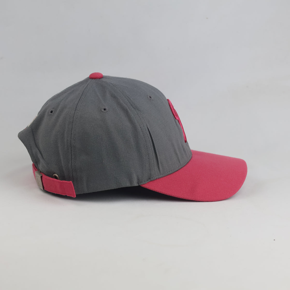 Thrifted MLB Philadelphia Phillies Veterans Stadium Patch Cap - Grey/Pink (57-58cm)|10633