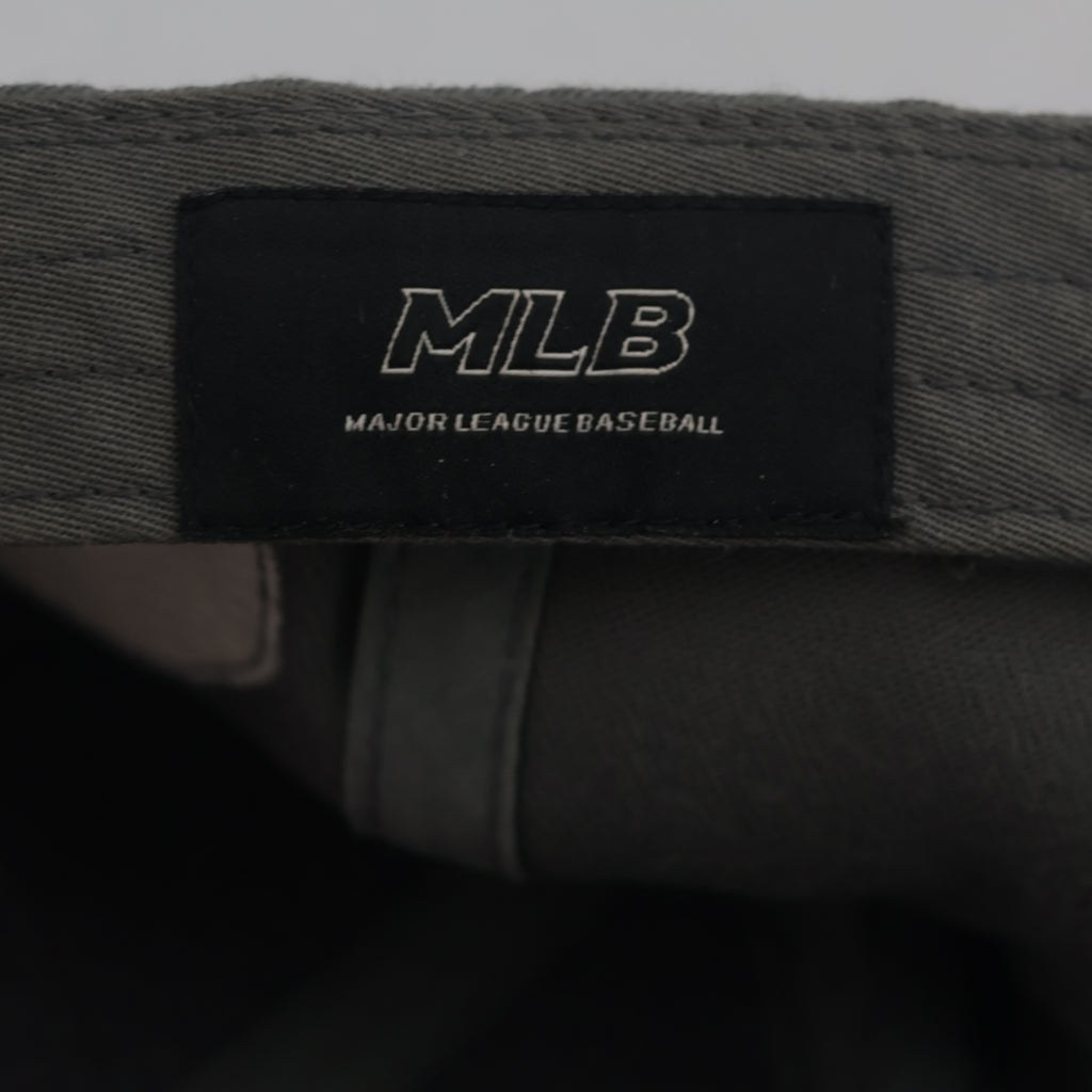 Thrifted MLB Philadelphia Phillies Veterans Stadium Patch Cap - Grey/Pink (57-58cm)|10633