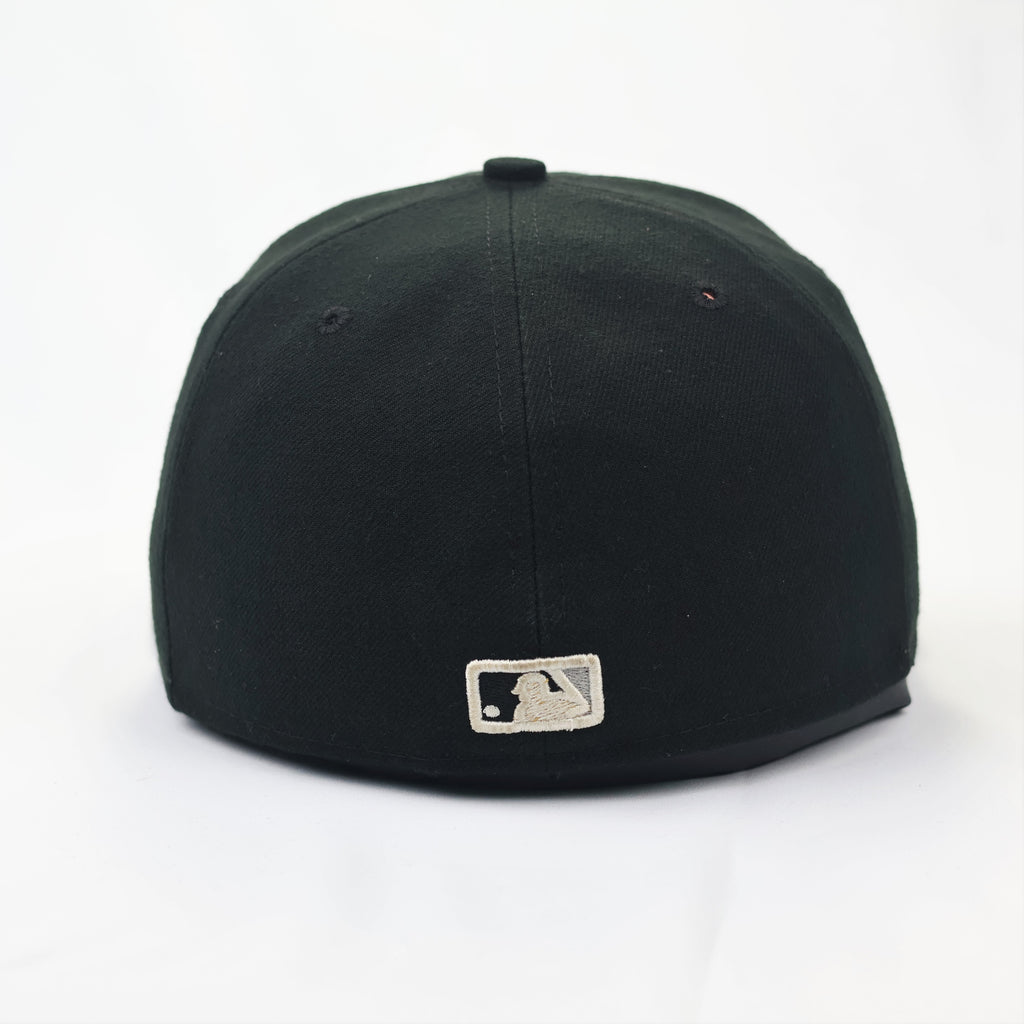 White Sox New Era Authentic Collection MLB Thrifted Performance Cap - Black/White