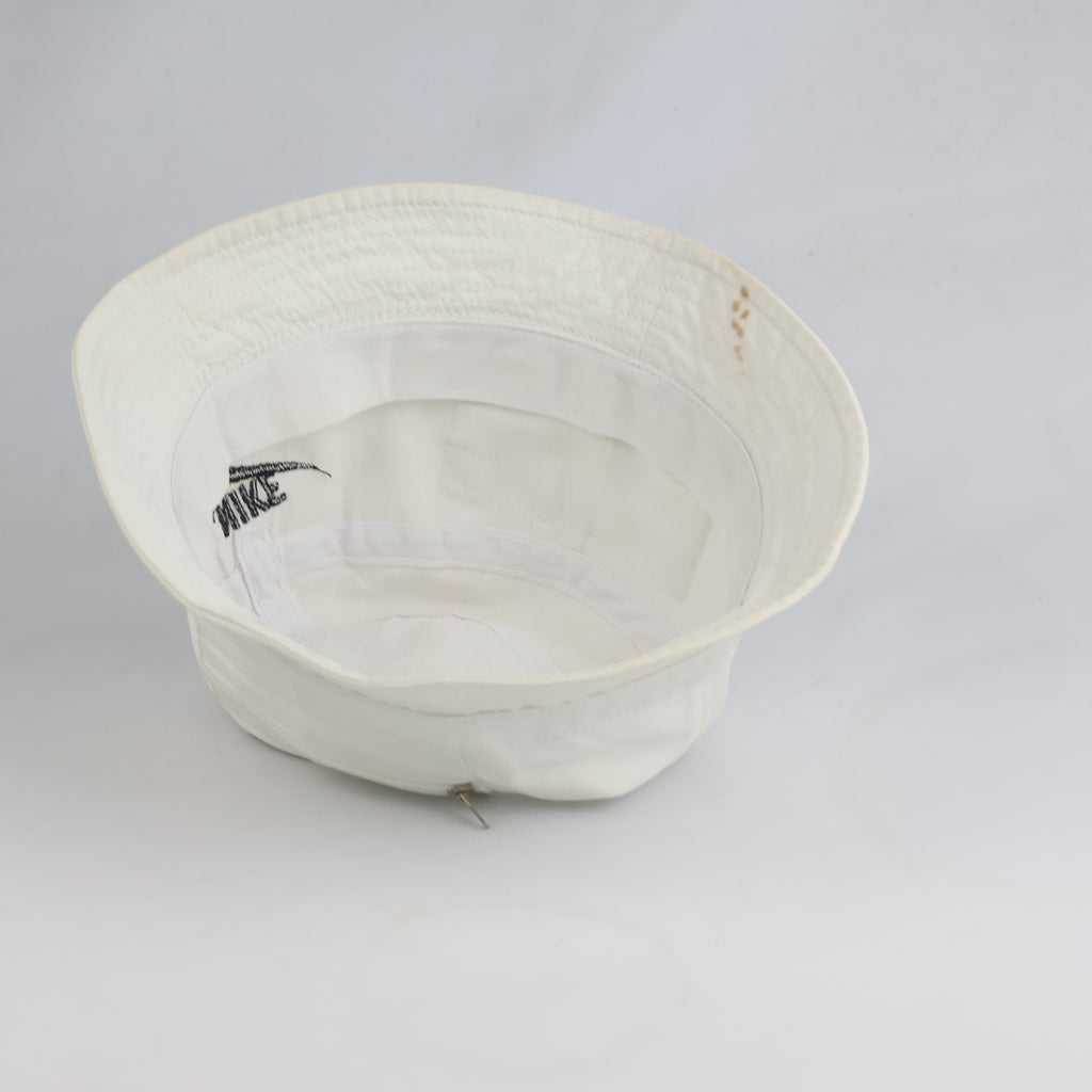 Thrifted Nike Embroidered White Bucket Hat with Side Pocket (55 cm)
