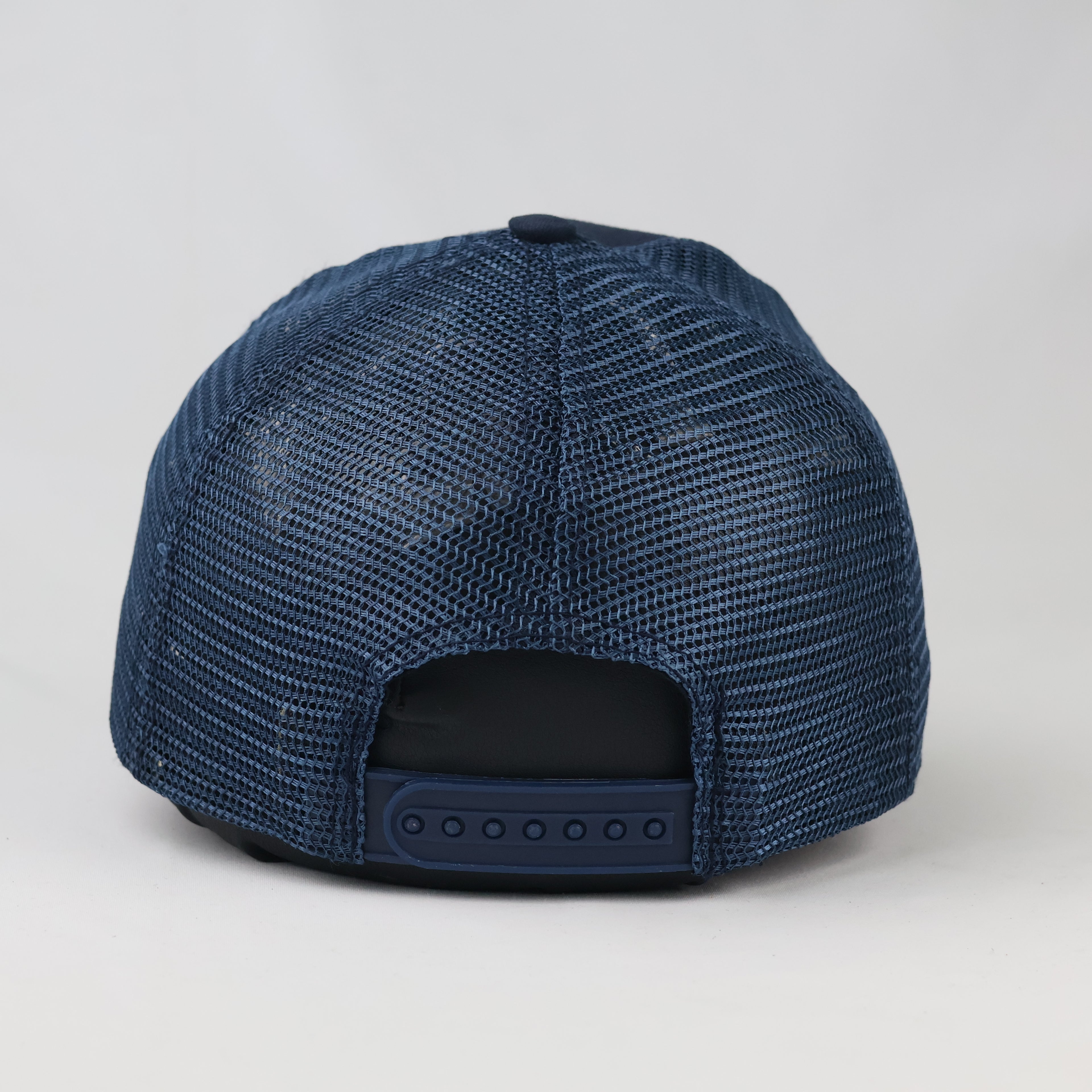 Hockey Loverz Embroidered Mesh Cap | Thrifted Athletic Hat 56-58cm