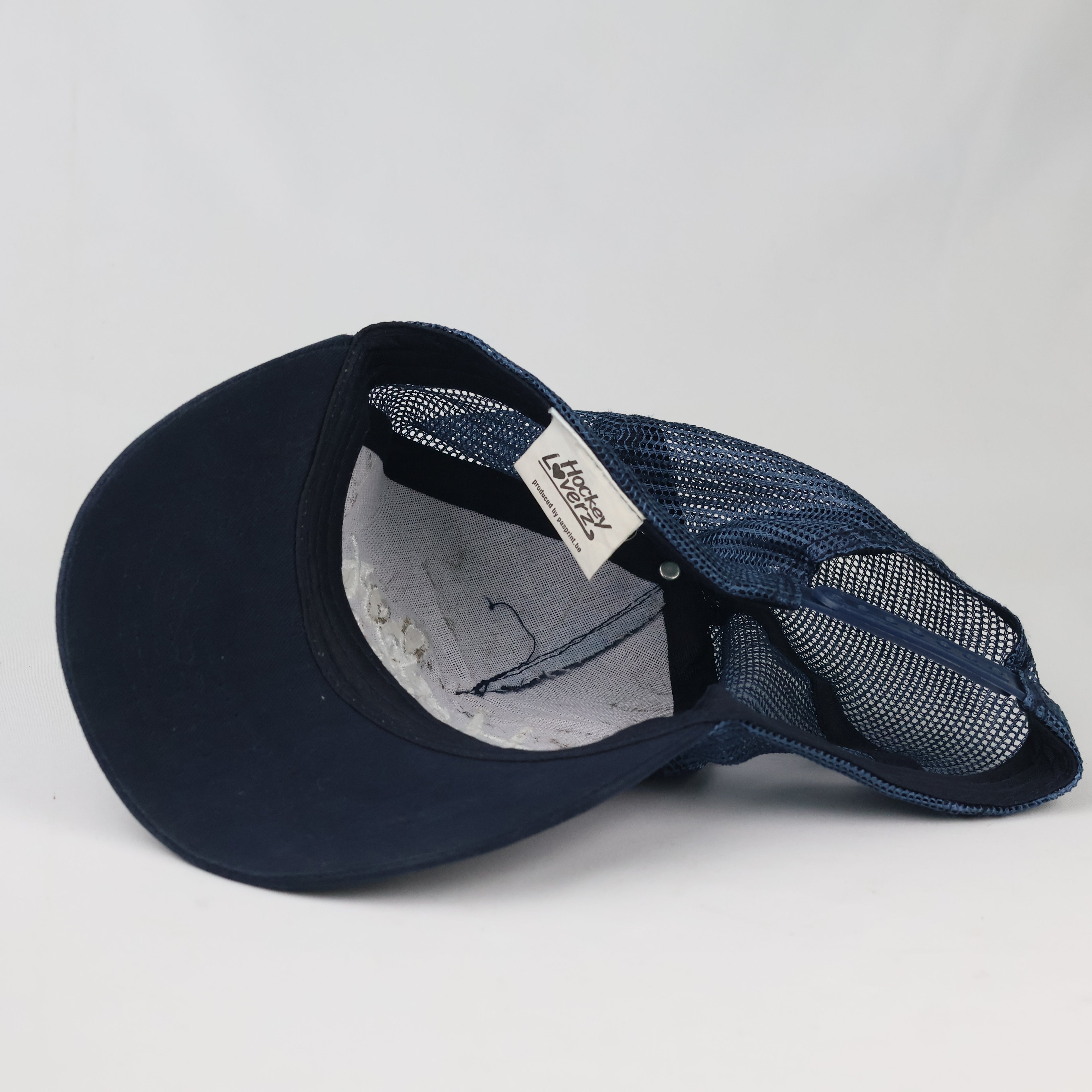 Hockey Loverz Embroidered Mesh Cap | Thrifted Athletic Hat 56-58cm
