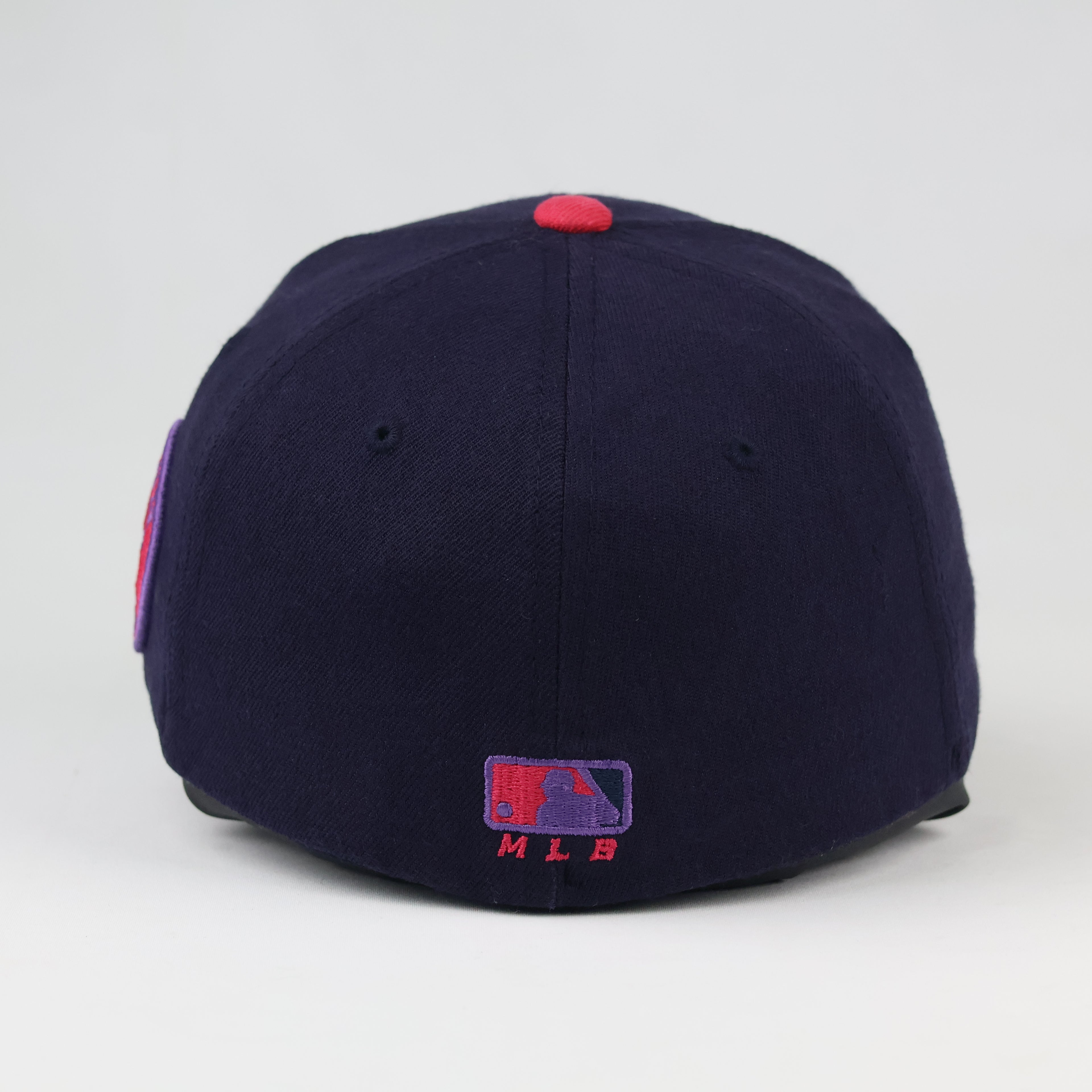 Vintage Boston Red Sox Baseball Cap - MLB Navy/Pink Fitted Thrifted  Hat