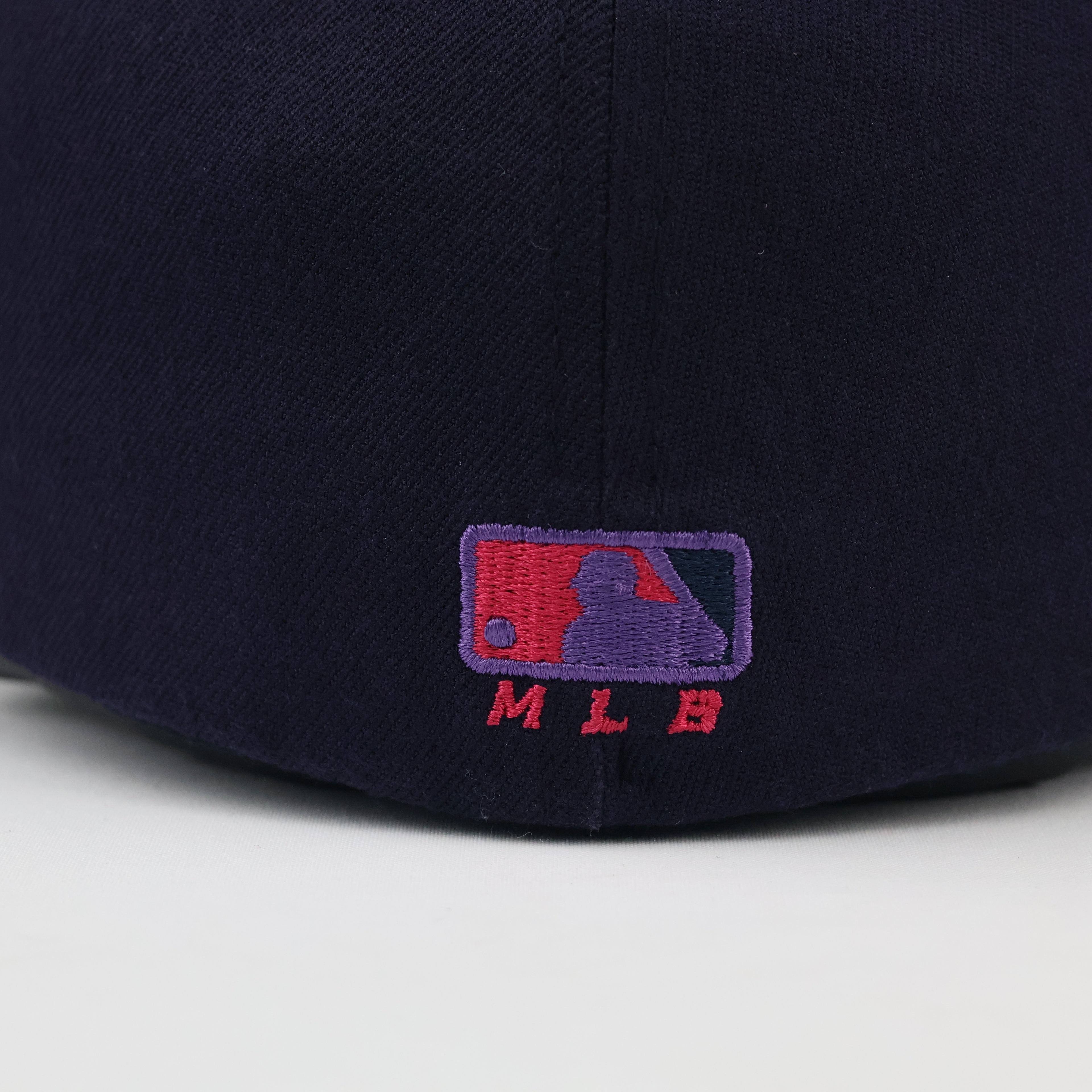 Vintage Boston Red Sox Baseball Cap - MLB Navy/Pink Fitted Thrifted  Hat