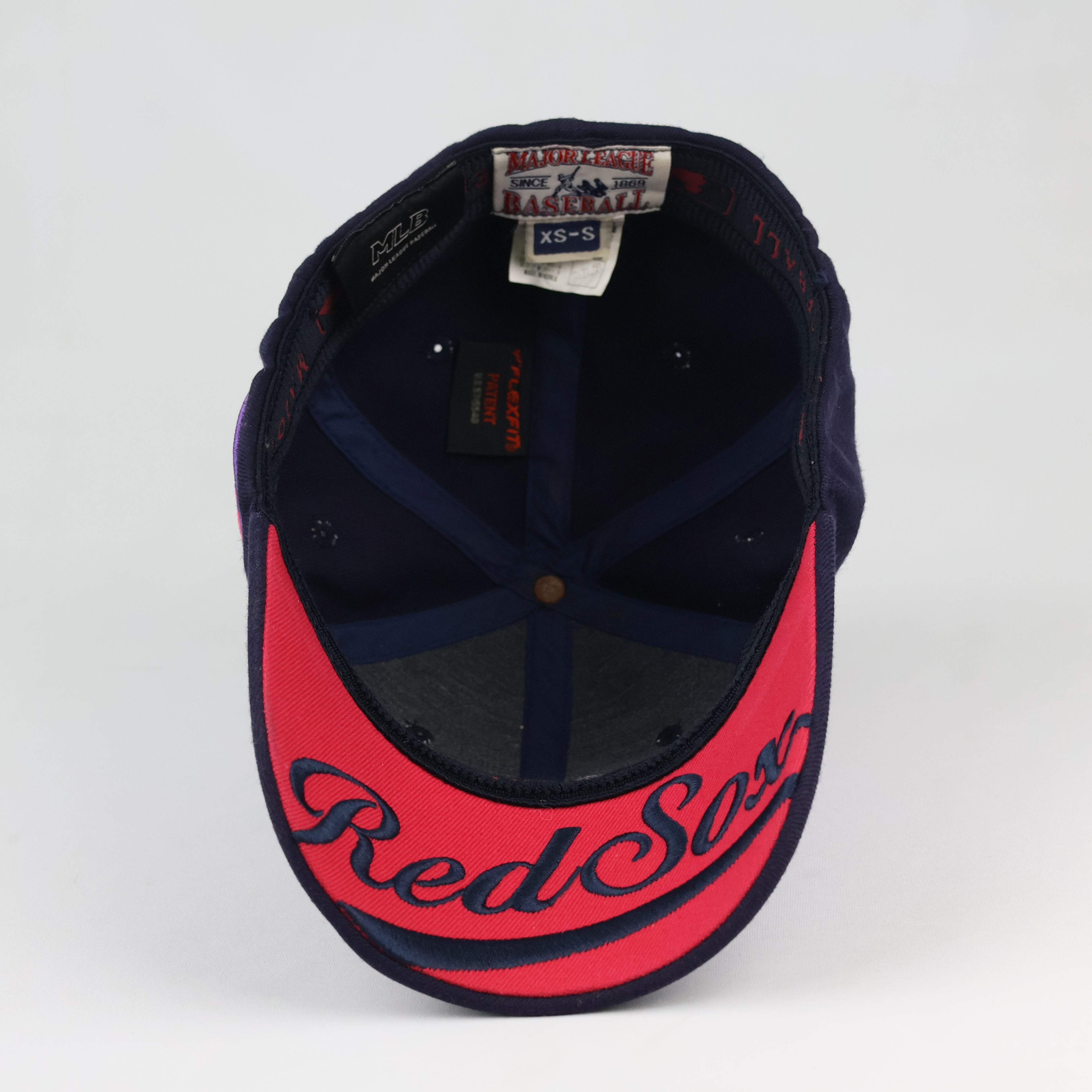 Vintage Boston Red Sox Baseball Cap - MLB Navy/Pink Fitted Thrifted  Hat