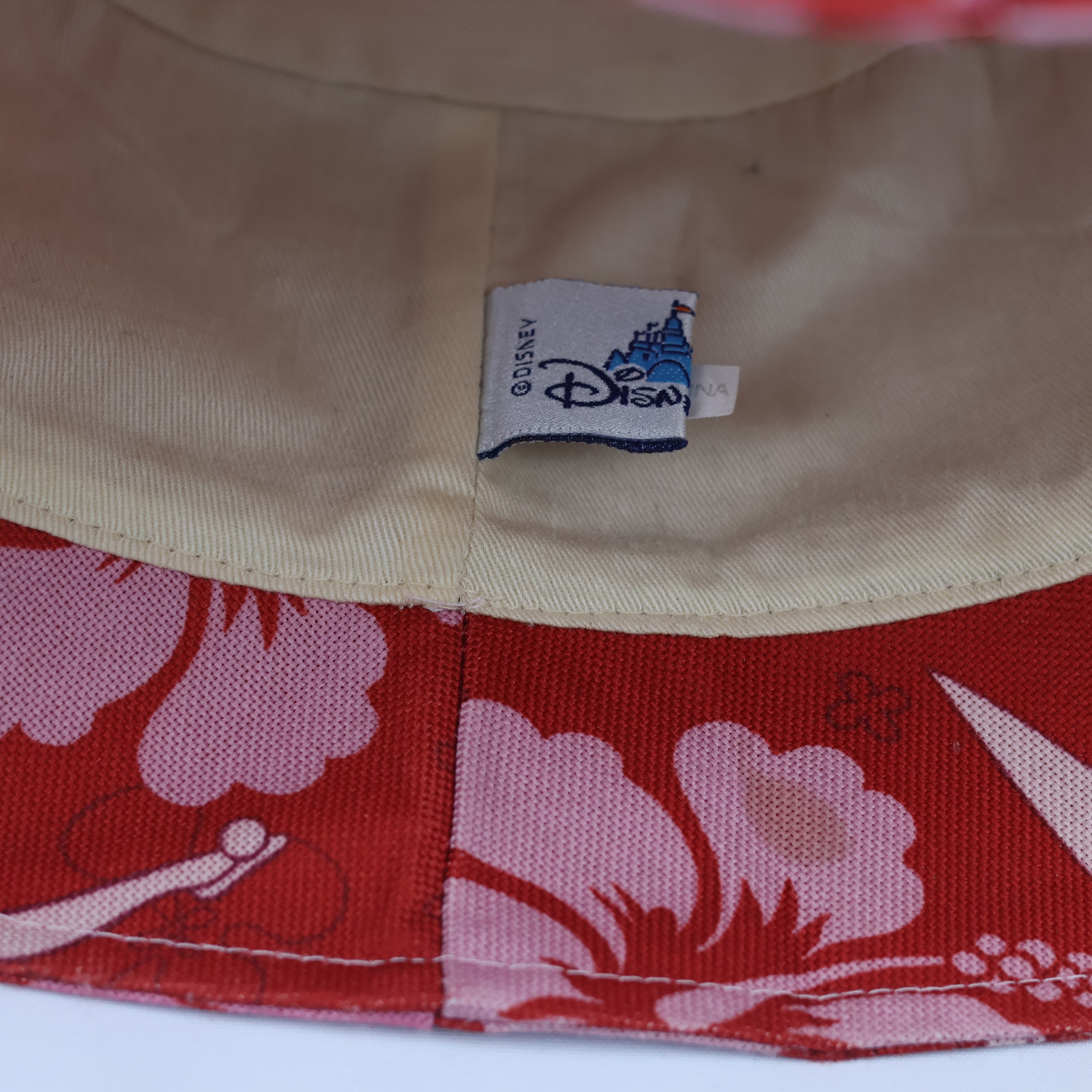 Official Disney Parks Tinker Bell Thrifted Waterproof Bucket Hat – Red Hibiscus Floral Cap
