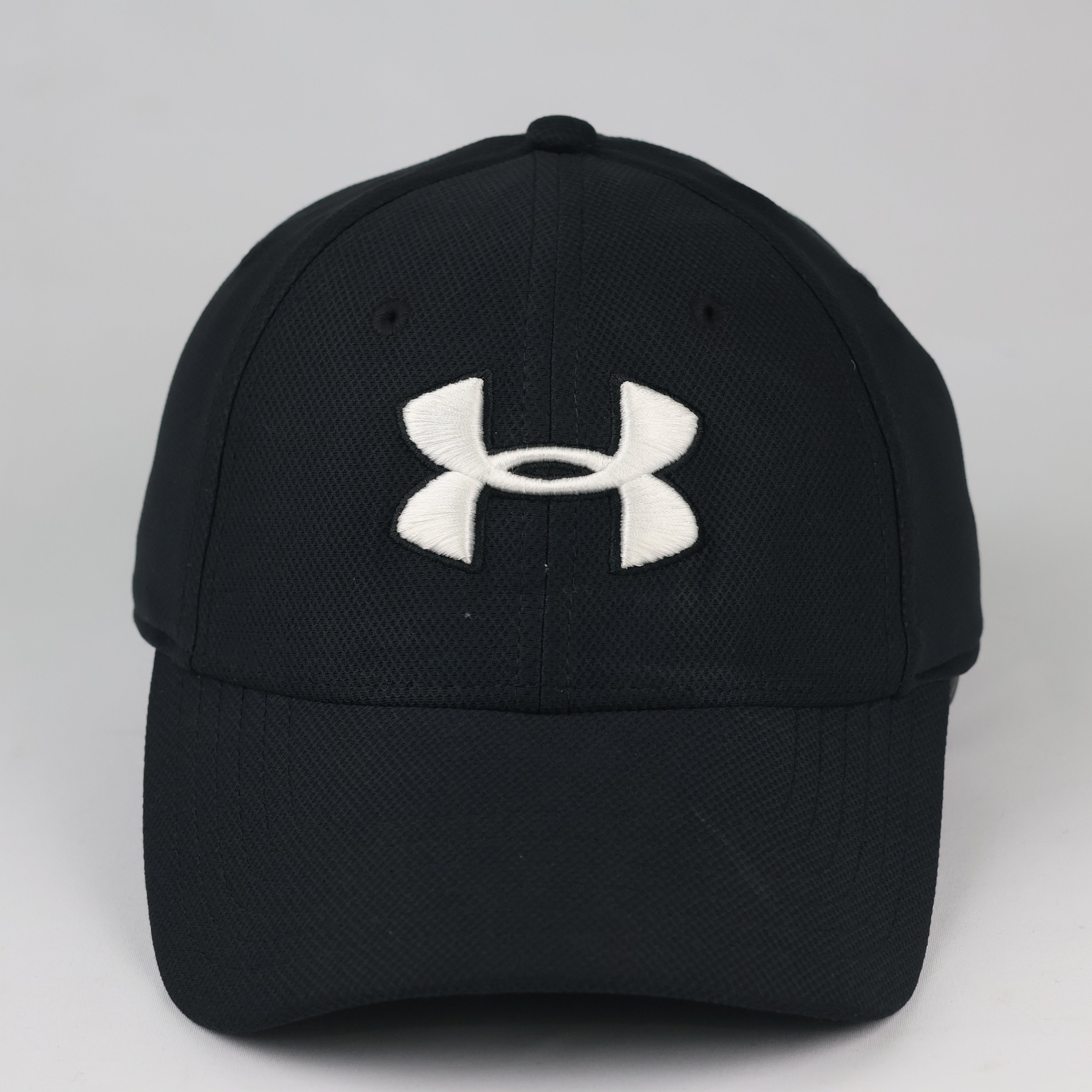 Under Armour Blitzing Black Baseball Cap | Thrifted UA Sport Hat