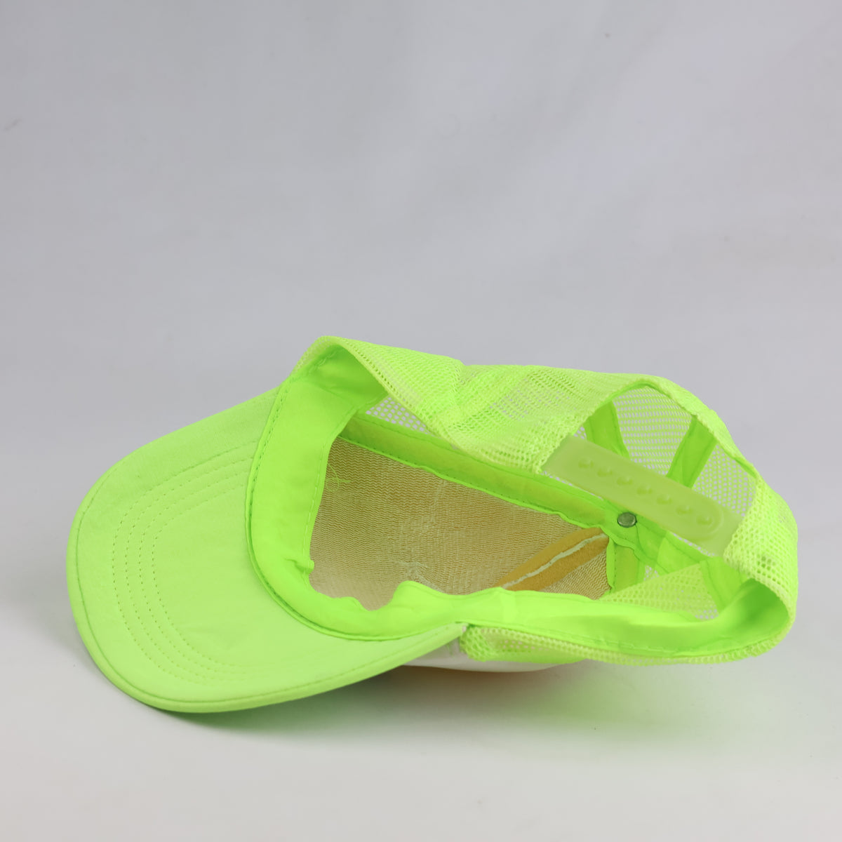 Thrifted "I Heart D* 123" Neon Green Graphic Trucker Hat  (56-58 cm) | 10757