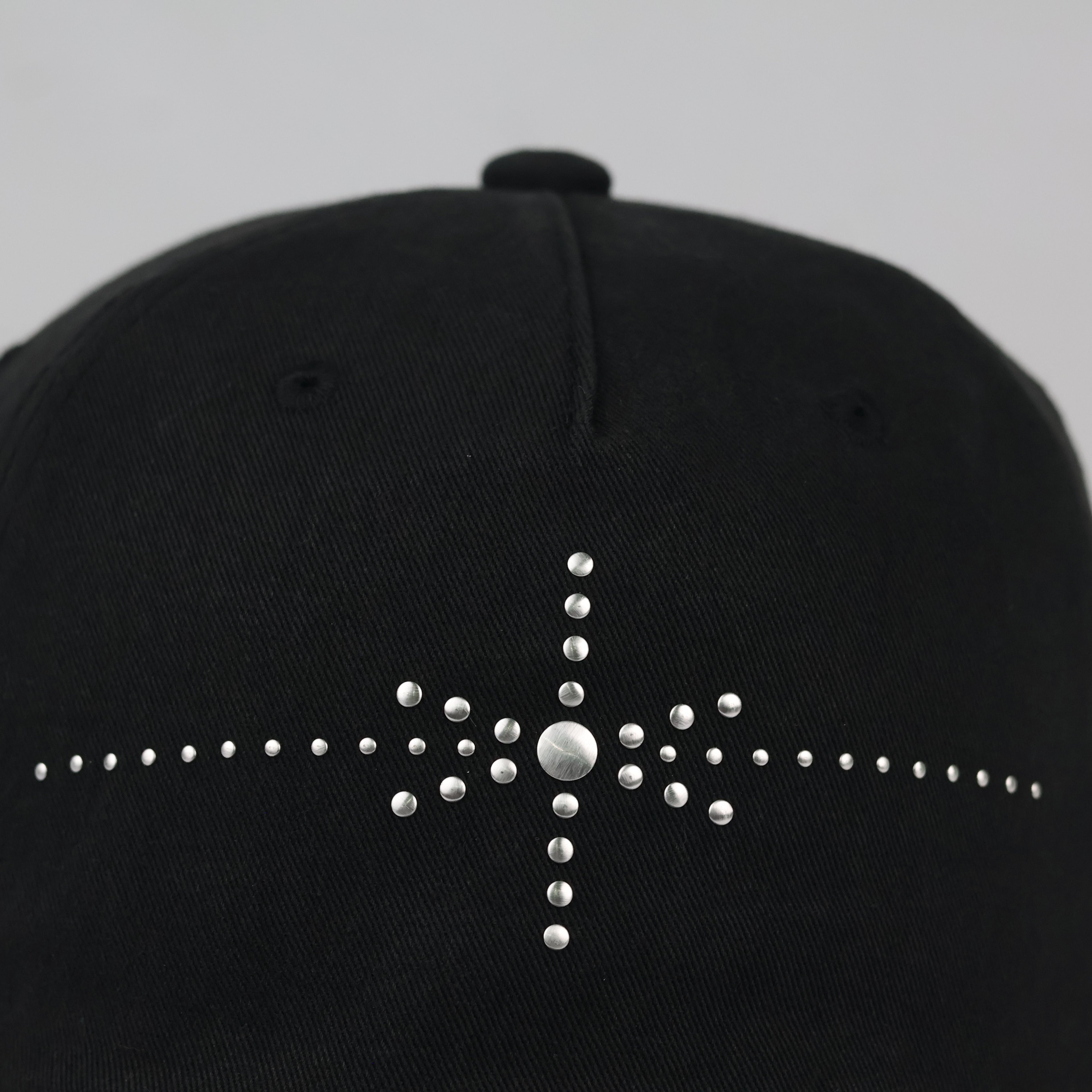Vintage Style Black Studded Baseball Cap - Y2K Rhinestone Star Hat