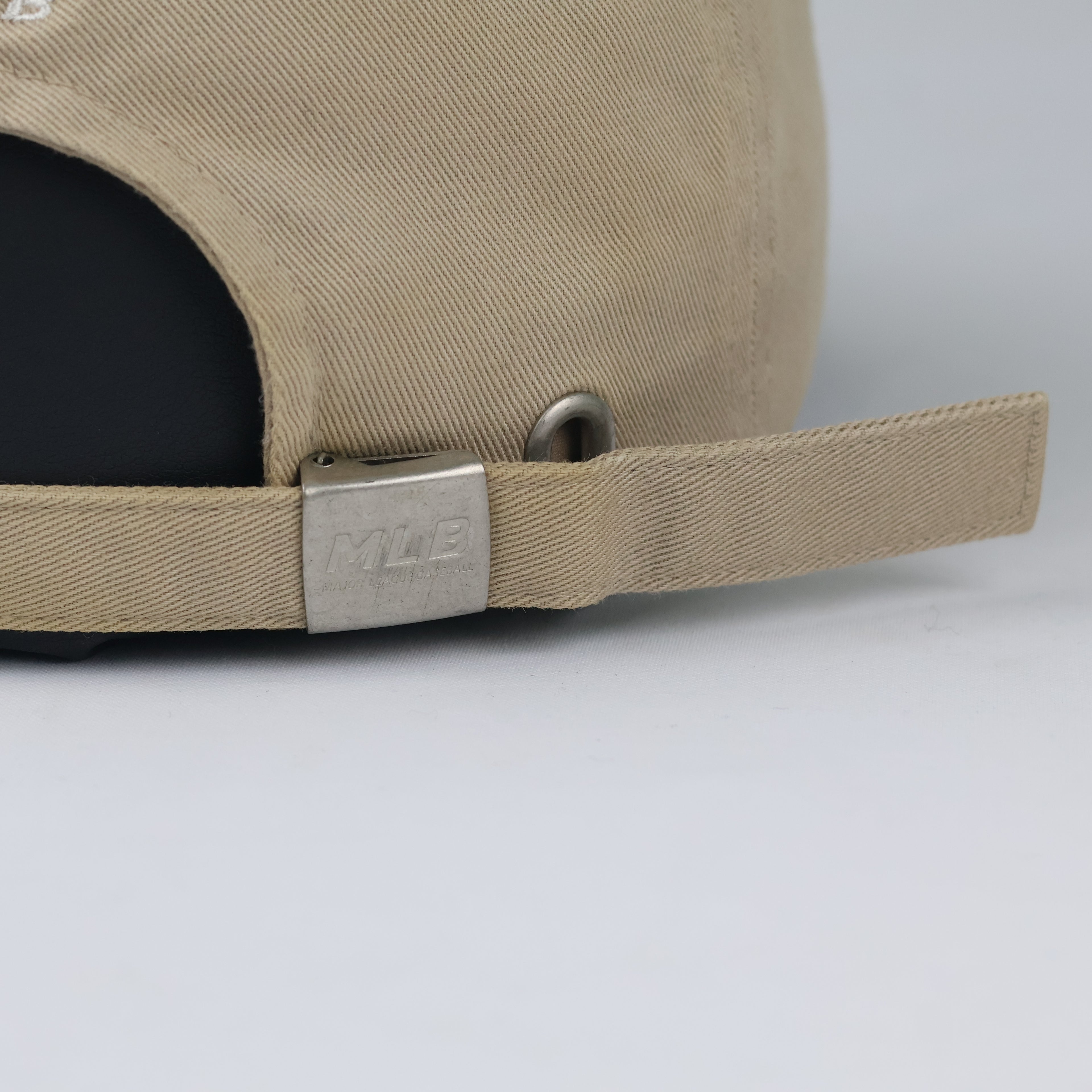 MLB Licensed New York Yankees Dad Hat | Thrifted Beige Cap 56-58cm