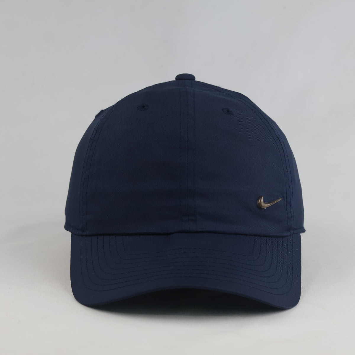 Thrifted Nike Heritage86 Navy Blue Adjustable Dad Hat (Size 56-57cm) | 10637