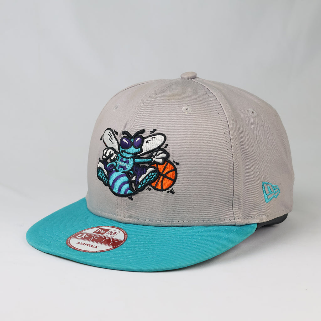 New Era 9FIFTY Charlotte Hornets Snapback | Thrifted Retro NBA Hat 58-60cm