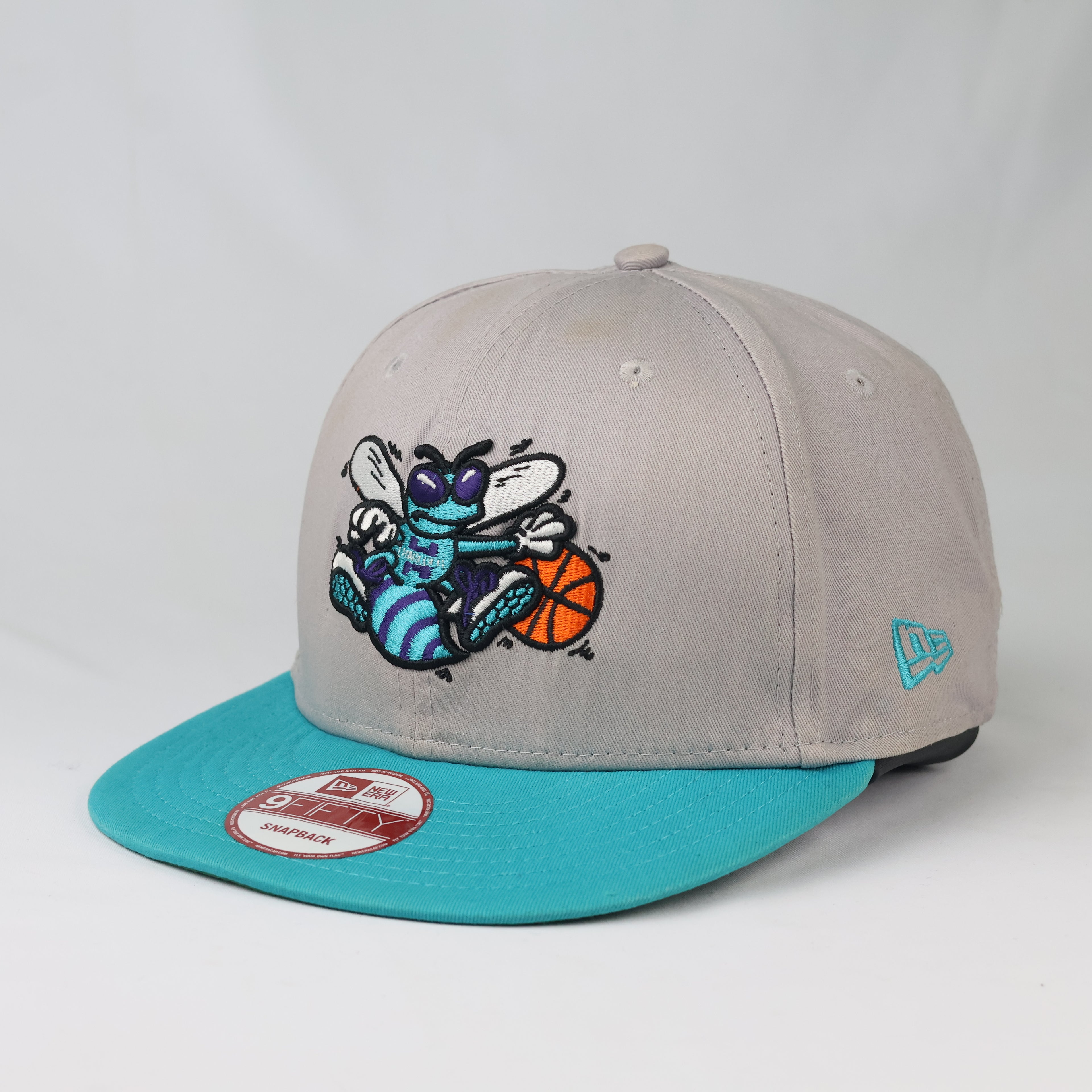 New Era 9FIFTY Charlotte Hornets Snapback | Thrifted Retro NBA Hat 58-60cm