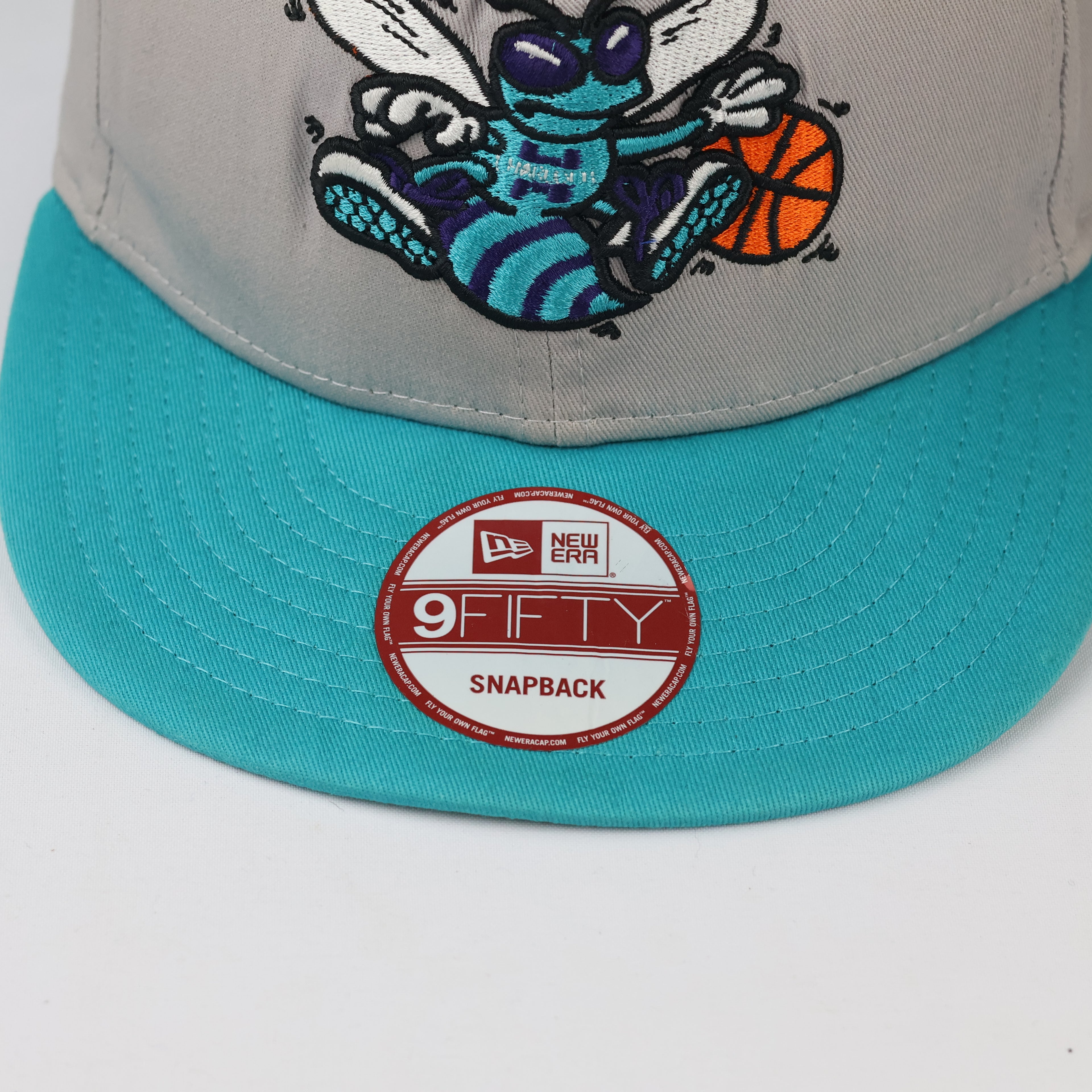 New Era 9FIFTY Charlotte Hornets Snapback | Thrifted Retro NBA Hat 58-60cm