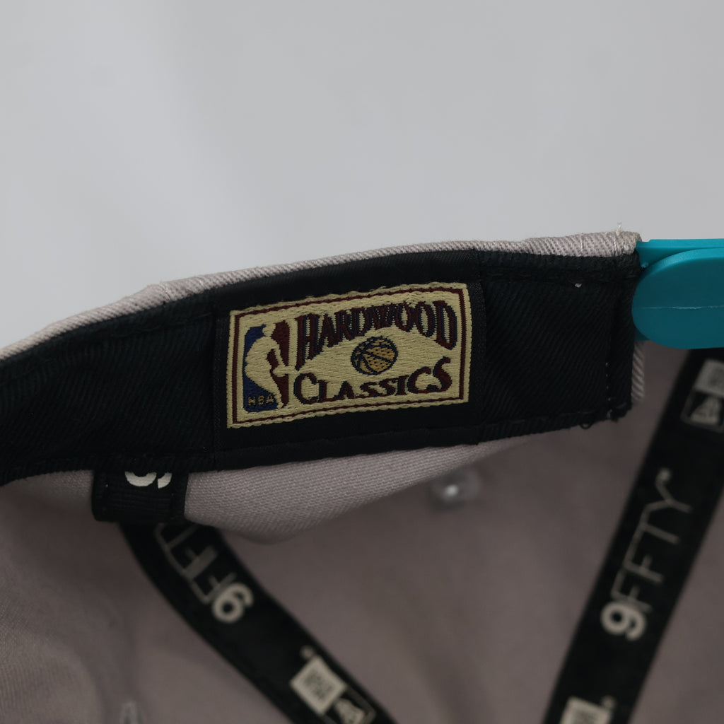 New Era 9FIFTY Charlotte Hornets Snapback | Thrifted Retro NBA Hat 58-60cm