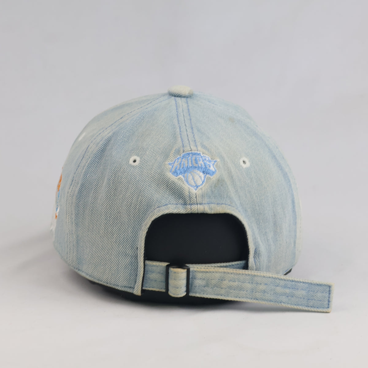 Thrifted NBA New York Knicks Light Wash Denim Adjustable Strapback Hat 57-58cm | 10630